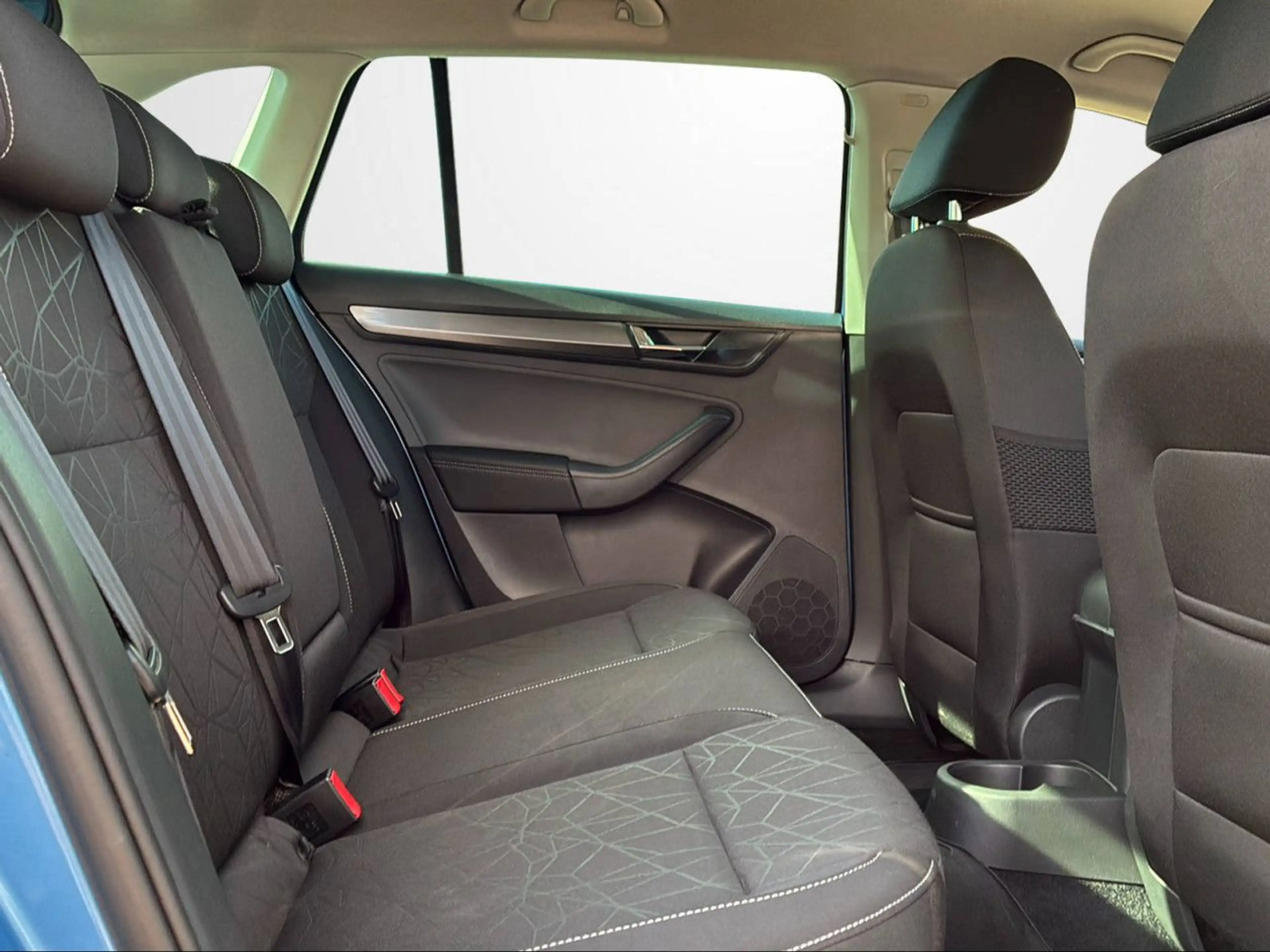 Skoda Rapid/Spaceback RAPID 1.0 TSI SPACEBACK APP+BT+TEMPOMAT Bluetooth — photo 12