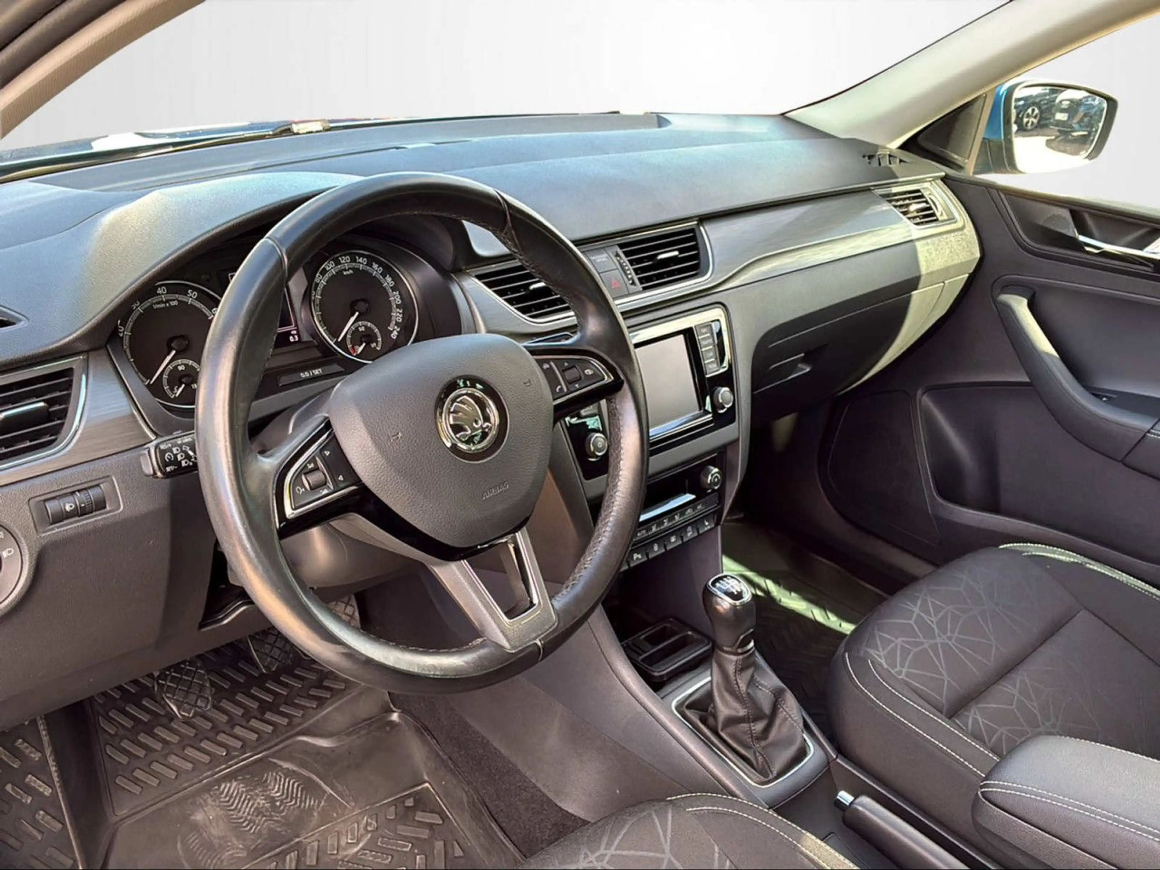 Skoda Rapid/Spaceback RAPID 1.0 TSI SPACEBACK APP+BT+TEMPOMAT Bluetooth — photo 9