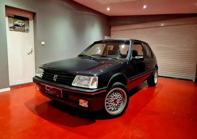 Peugeot 205 GTI 1.9 122 CH Série Limitée Collection 87 Exemplaires État EXCEPTIONNEL