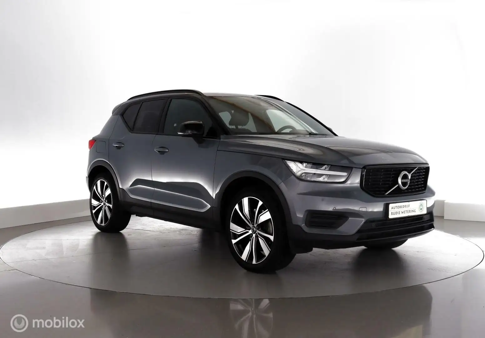 Volvo XC40 1.5 T4 Recharge R-Design trekhaak|leer|led|cam|nav Gris - 2
