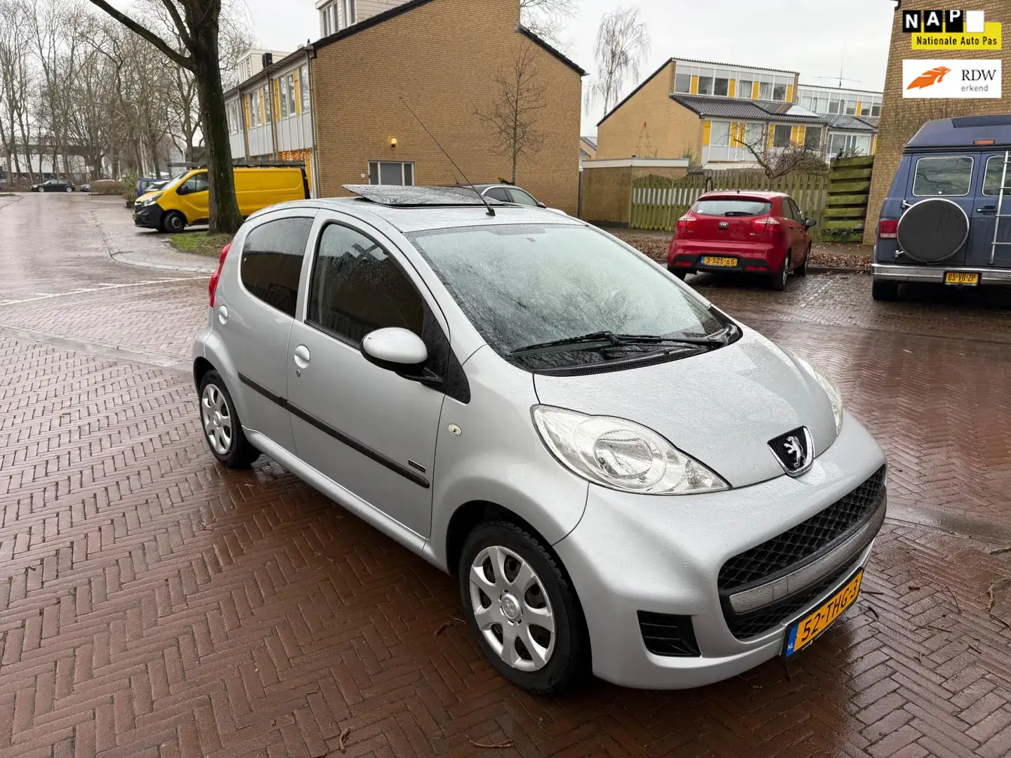 Peugeot 107 Airco / 52.000 NAP / Open dak / Leuke auto Grau - 1