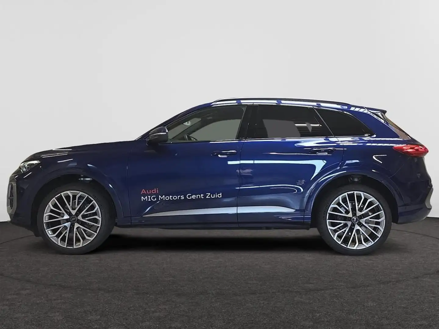 Audi Q5 Edition One Magnesium grey TFSI quattro Blau - 2