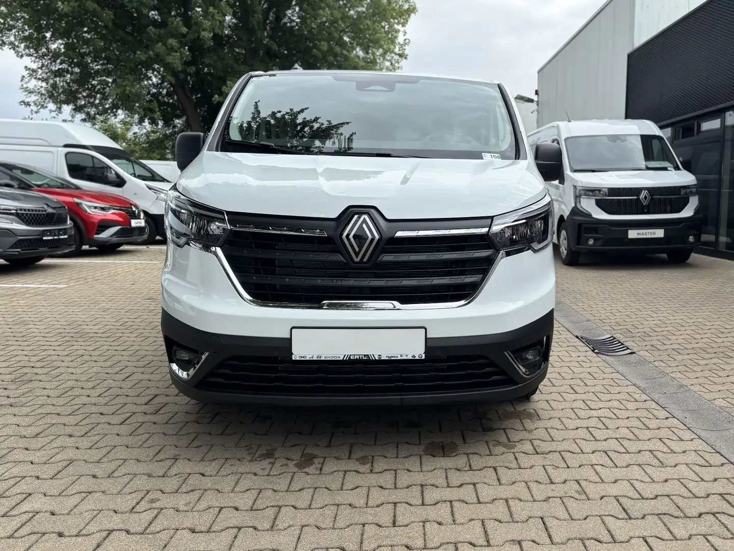 Renault Trafic Komfort L2H1 3,1t dCi 130 PS Weiß - 2