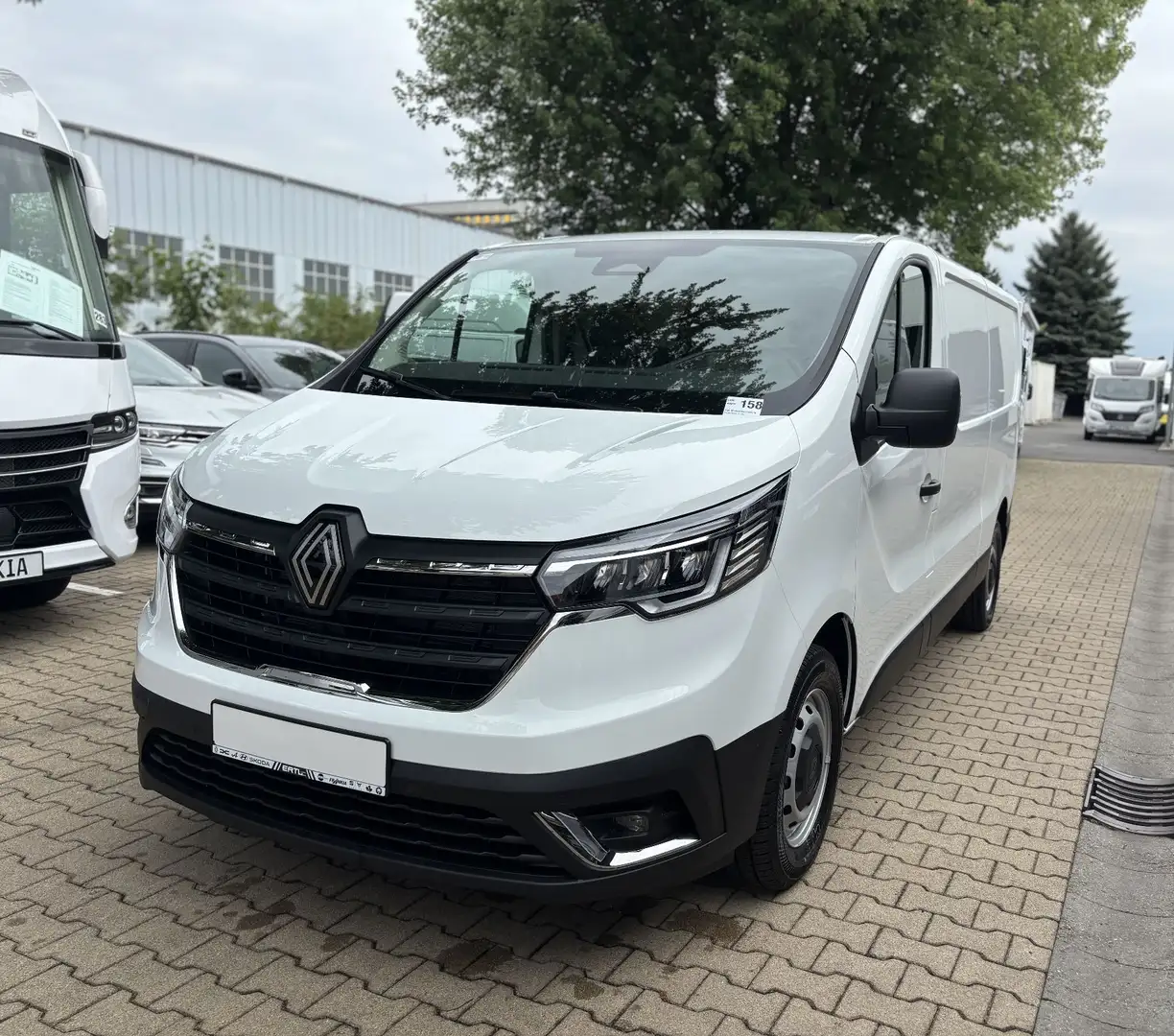 Renault Trafic Komfort L2H1 3,1t dCi 130 PS Weiß - 1