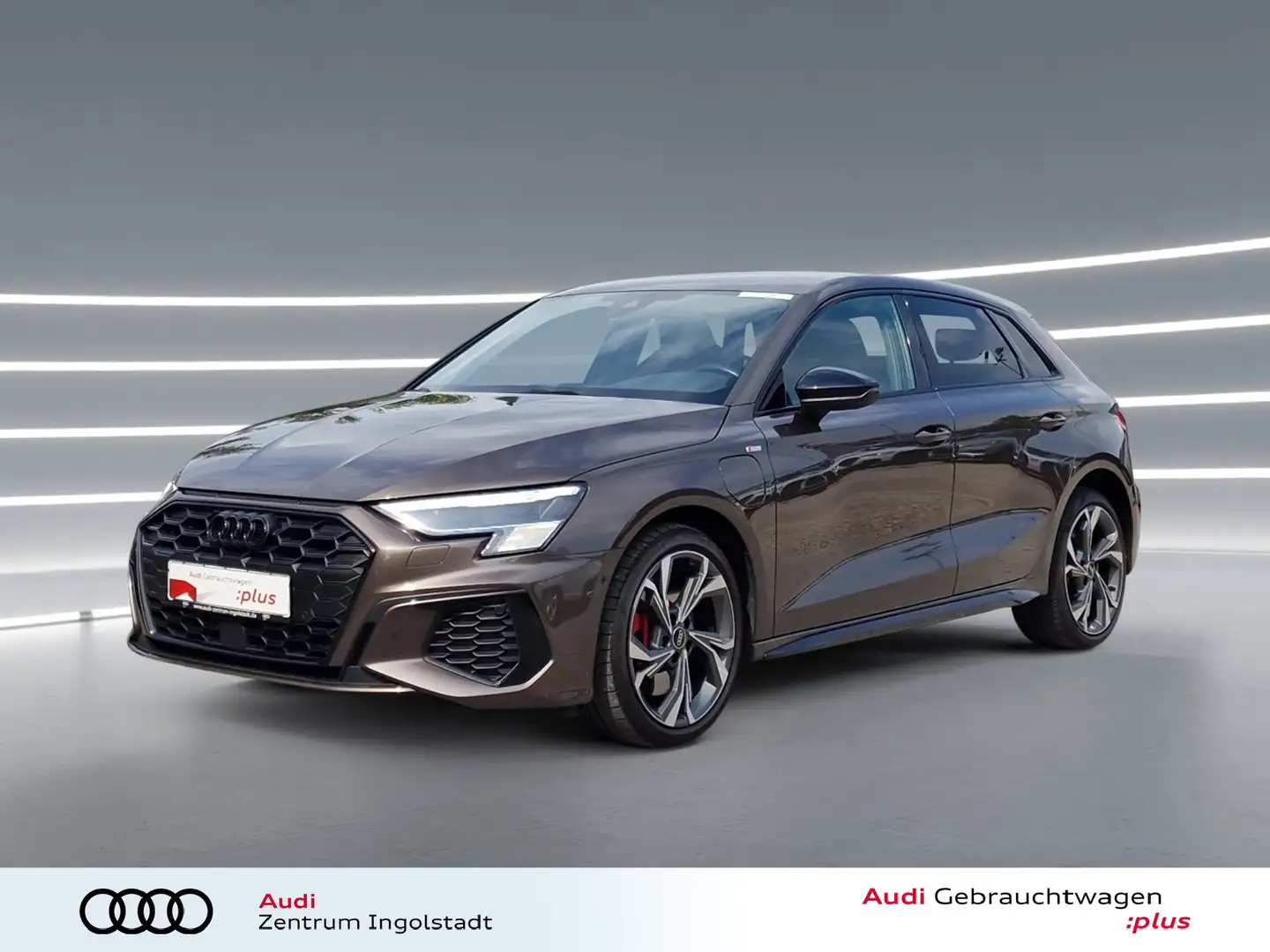 Audi A3 Sportback 45 TFSI e 2x S line MATRIX ACC B&O Braun - 2