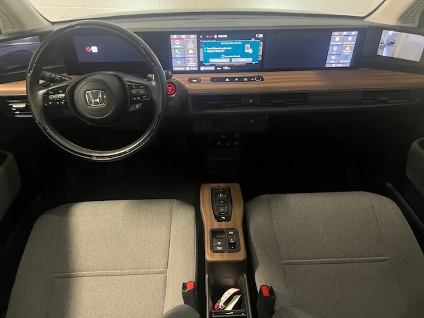 Honda e ADVANCE 17 Schwarz - 2