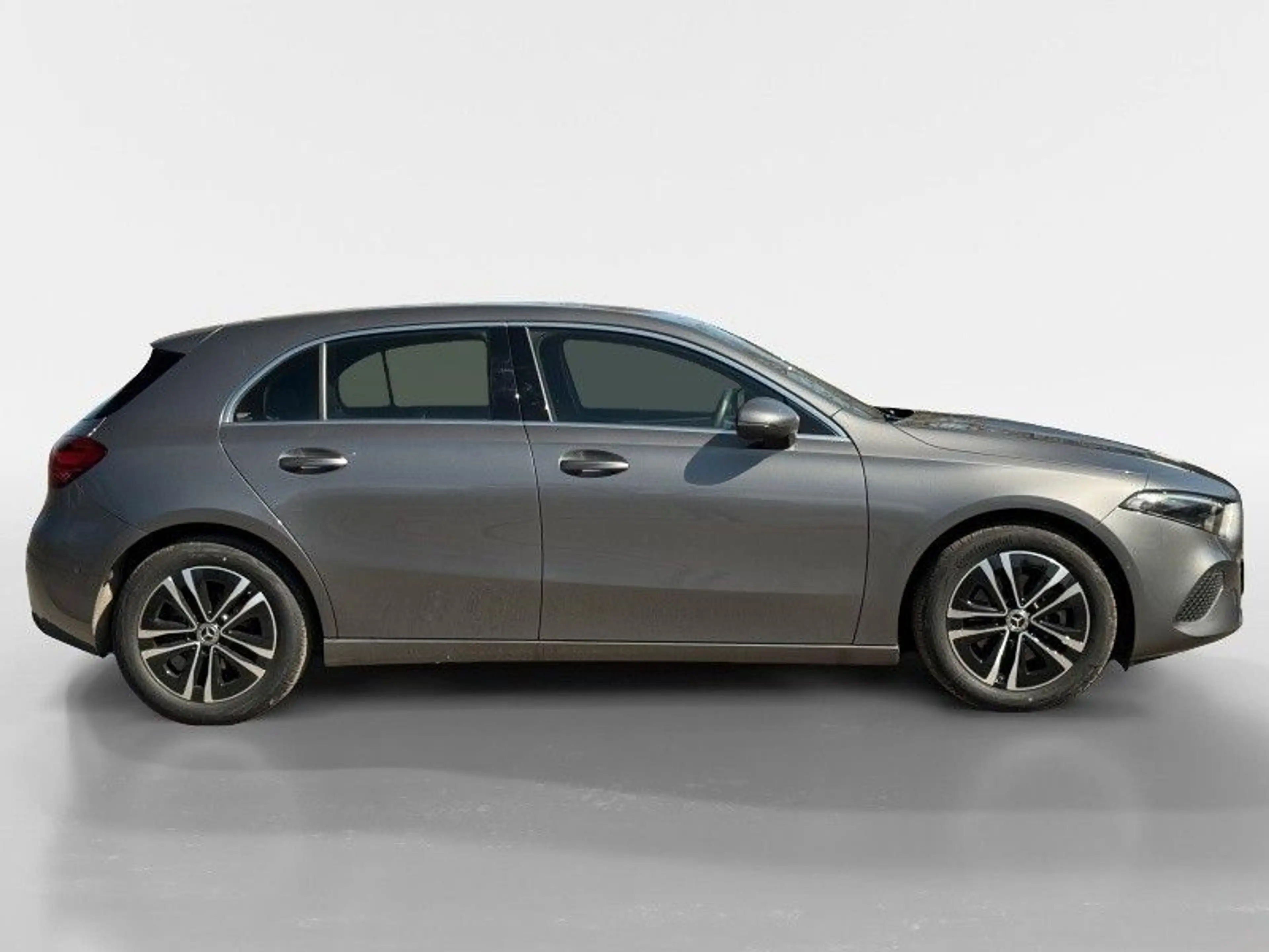 Mercedes-Benz A 200 d  Progressive /ADVANCED/WINTER/MBUX NAVI — photo 6