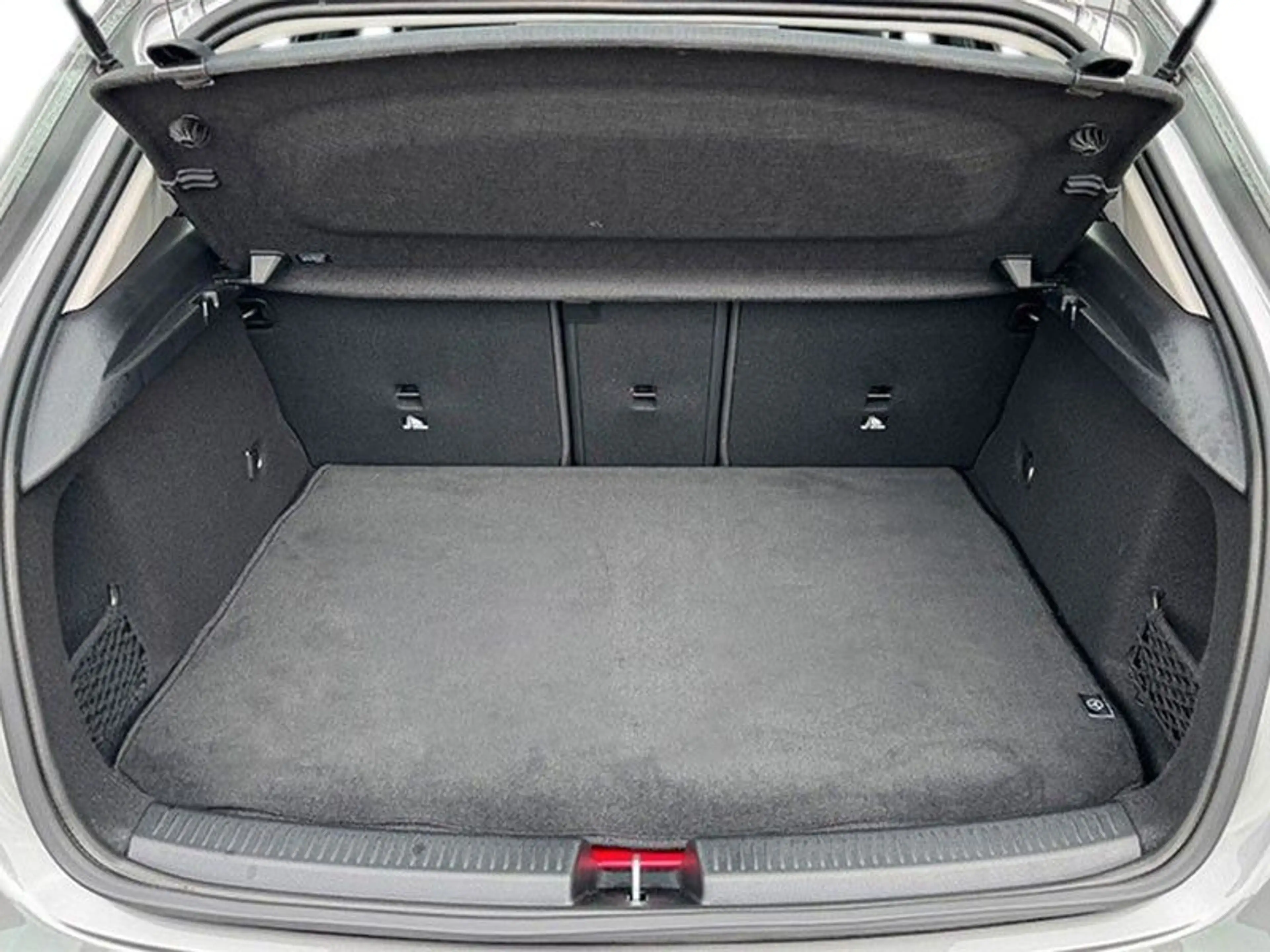 Mercedes-Benz A 200 d  Progressive /ADVANCED/WINTER/MBUX NAVI — photo 19