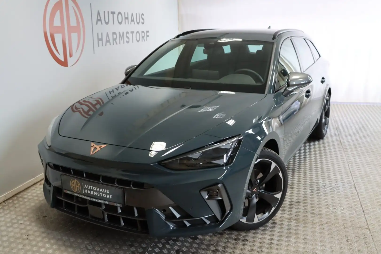 CUPRA Leon Sportstourer 1.5 AHK Kamera elek. Sitz Blauw - 1