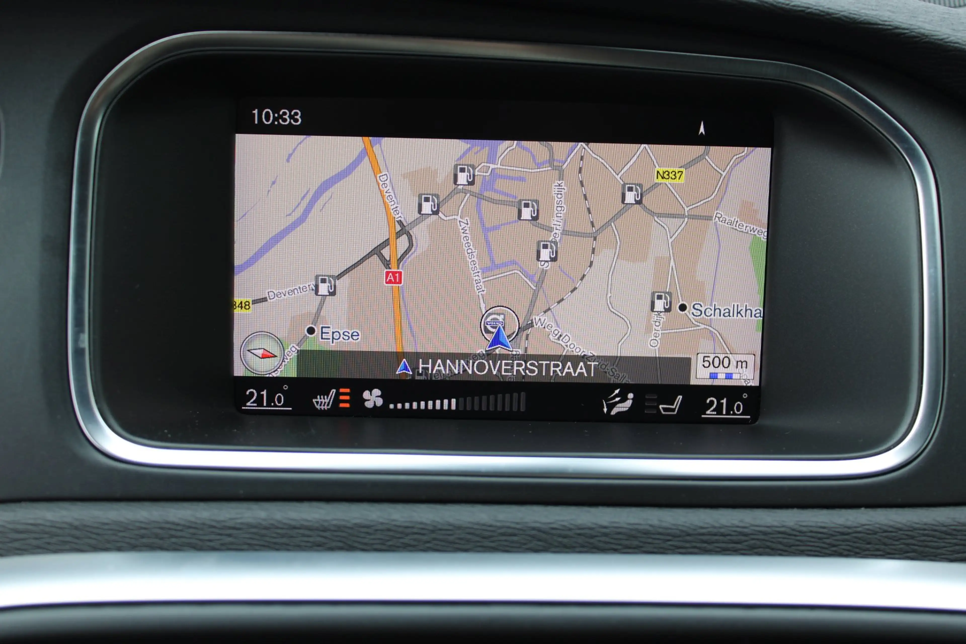 Volvo V40 1.5 T3 Polar+ Sport R-Design / Navigatie / Camera — photo 27