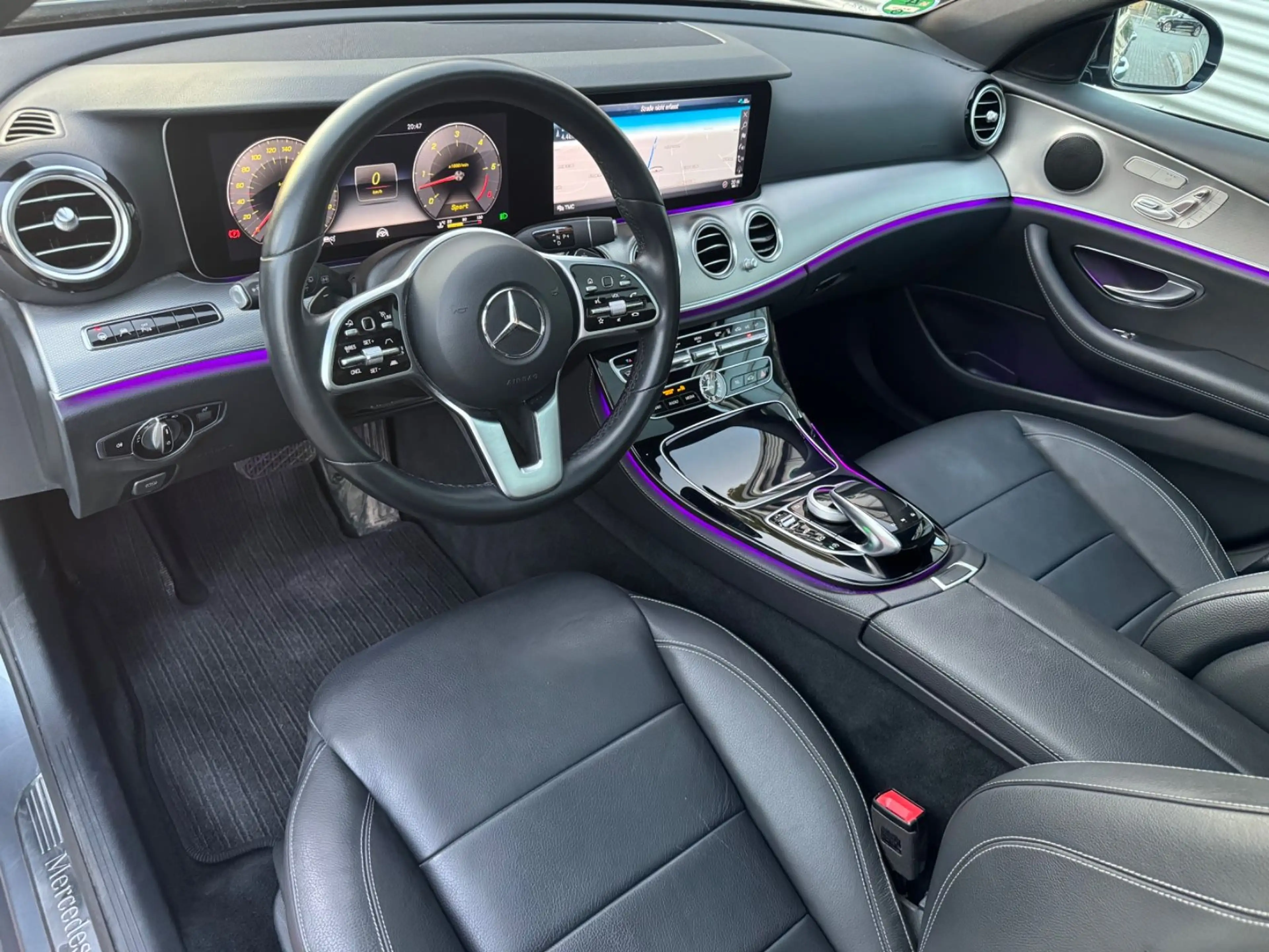 Mercedes-Benz E 400 E T-Modell E 400 d 4Matic — photo 9