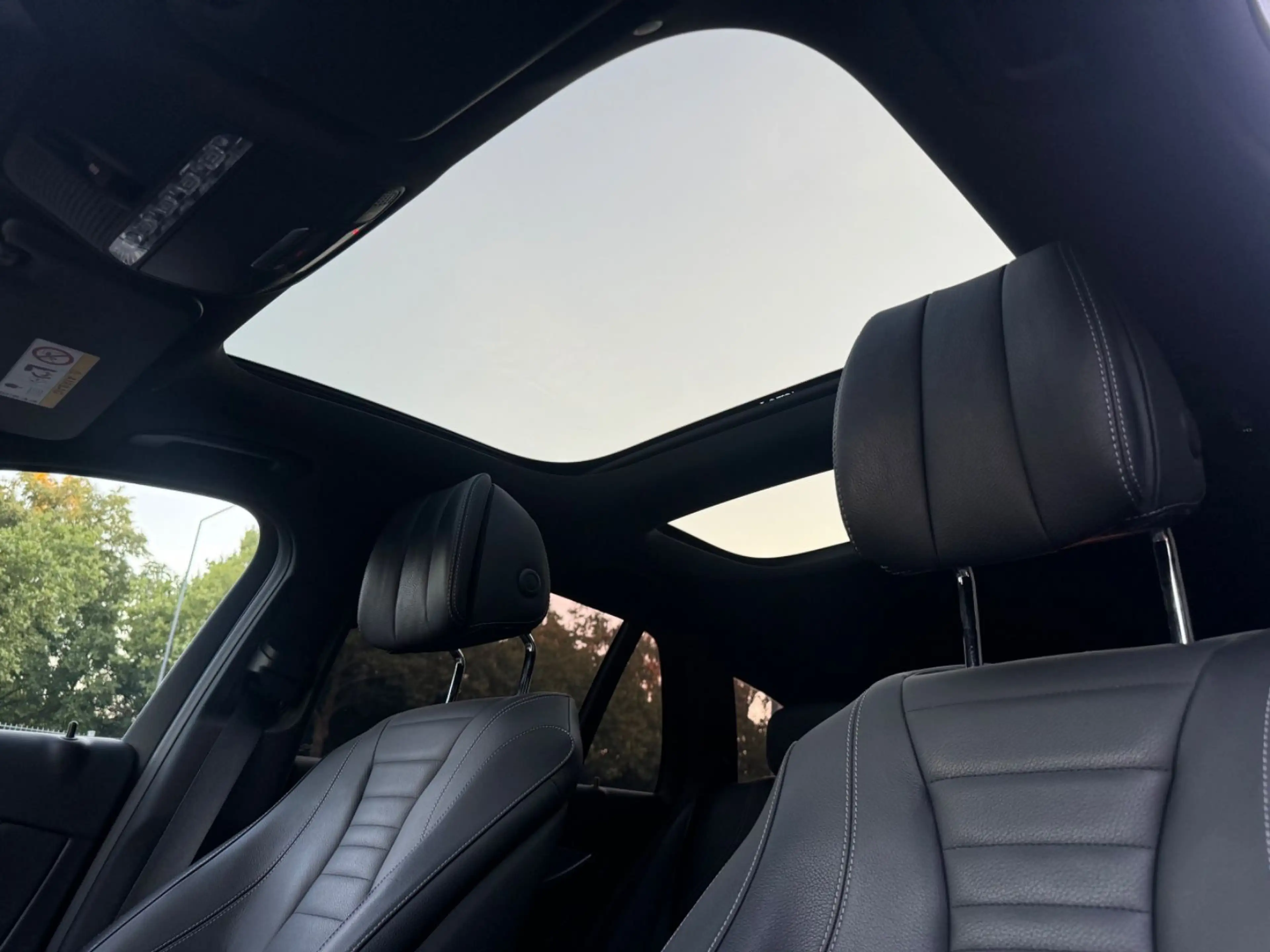 Mercedes-Benz E 400 E T-Modell E 400 d 4Matic — photo 15