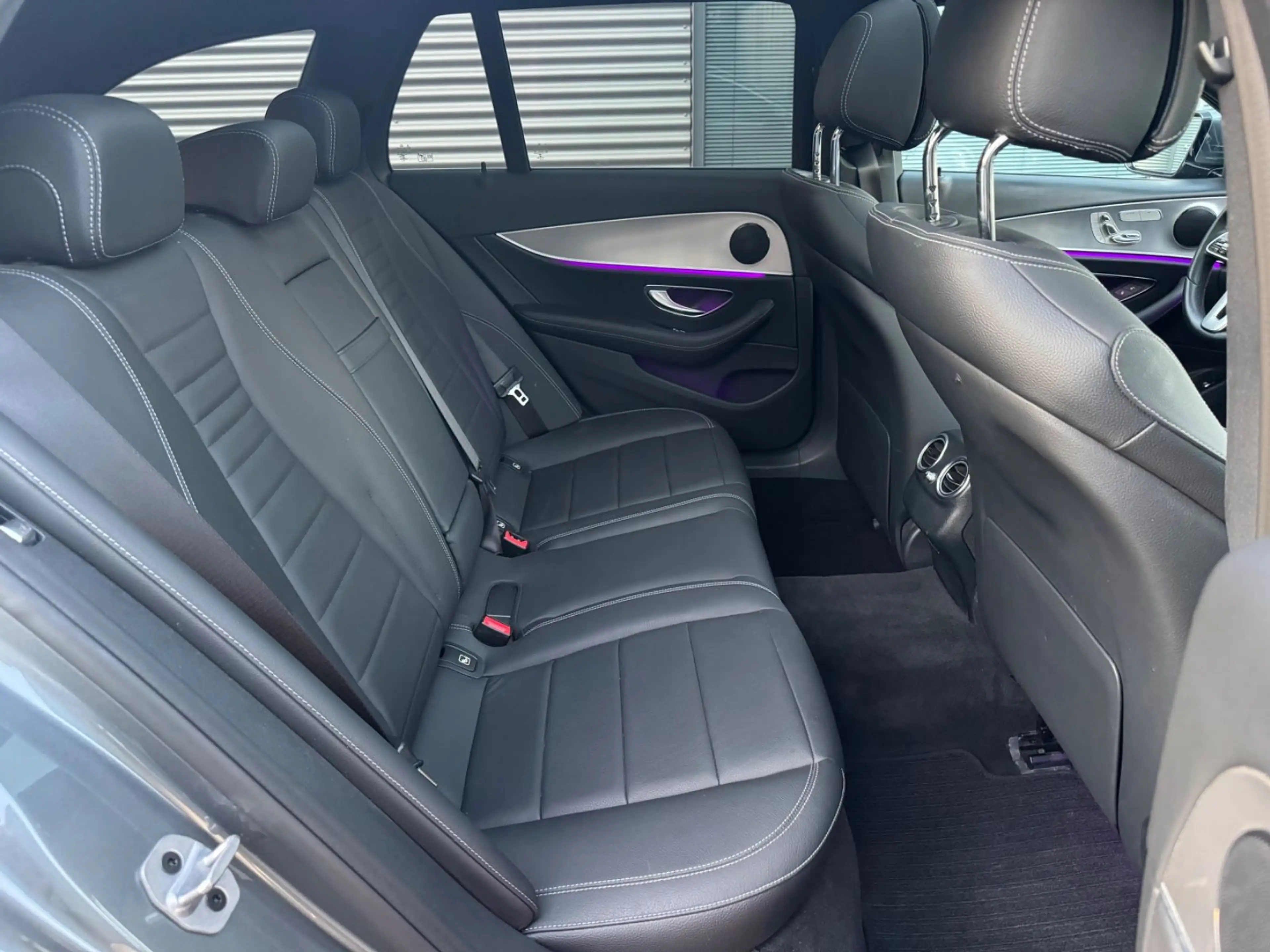 Mercedes-Benz E 400 E T-Modell E 400 d 4Matic — photo 14