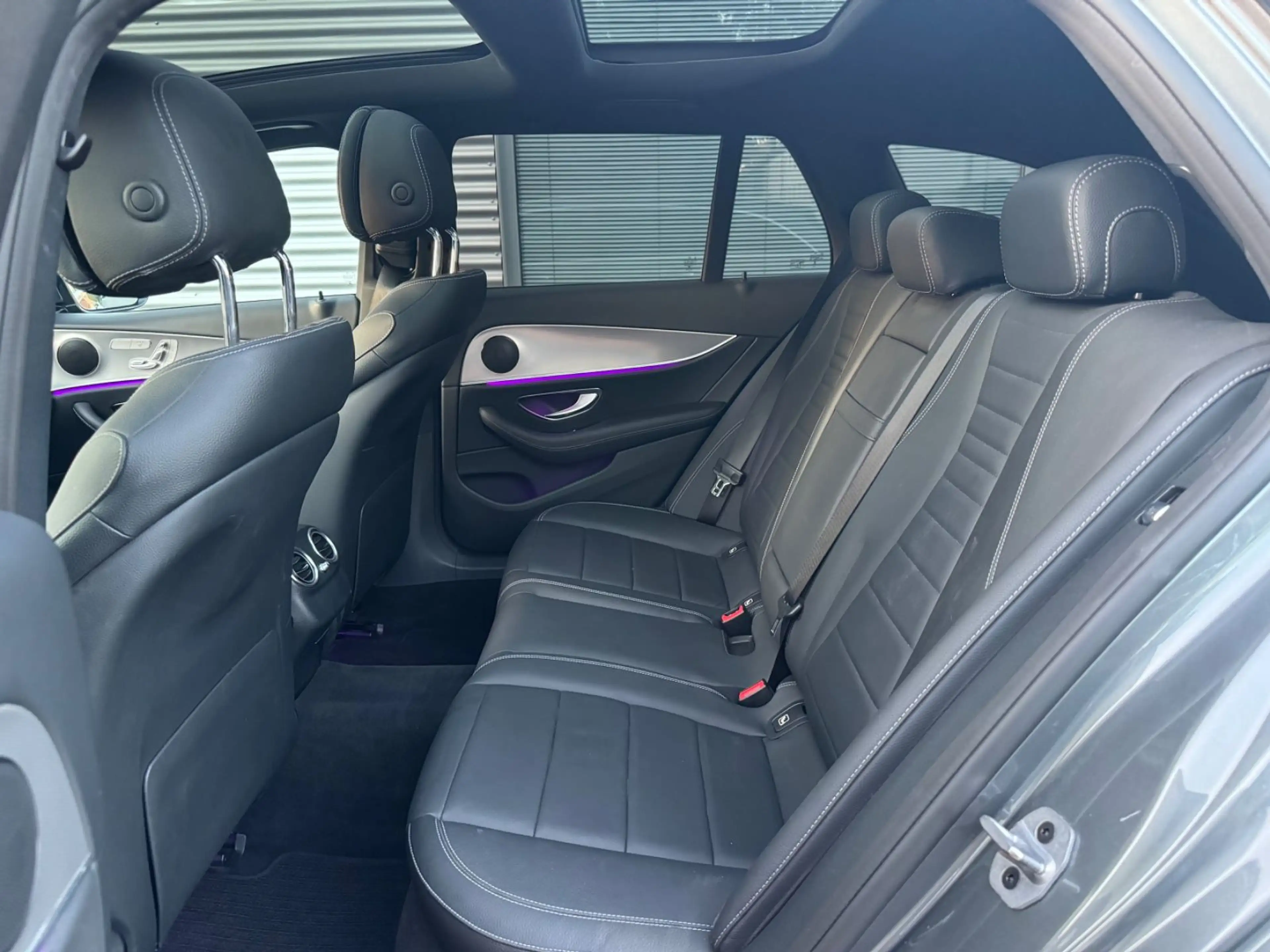 Mercedes-Benz E 400 E T-Modell E 400 d 4Matic — photo 13