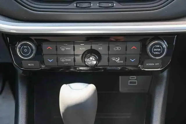 Jeep Compass view 19