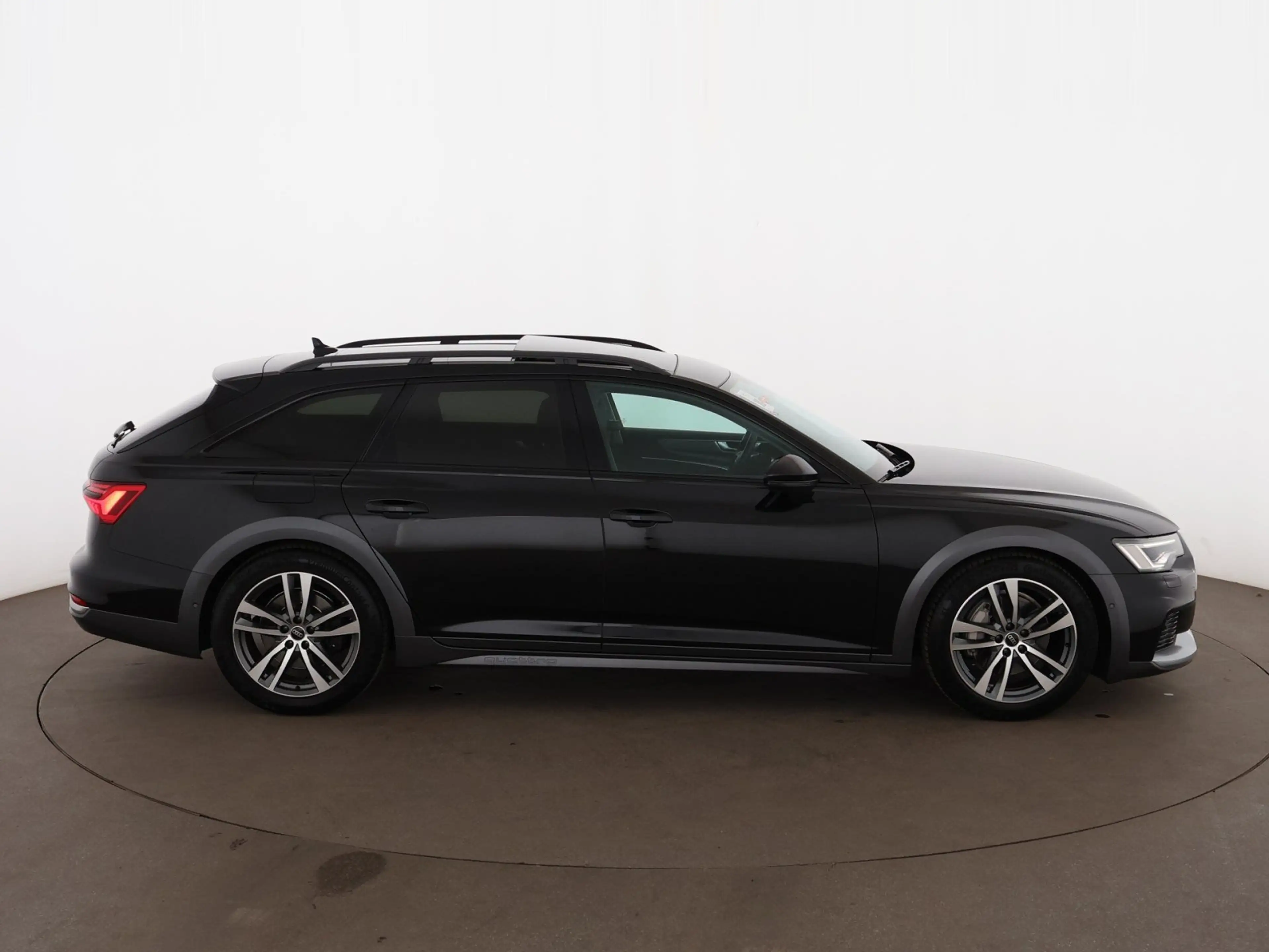 Audi A6 allroad quattro 40 TDI Aut MATRIX SKY AHK NAVI — photo 9