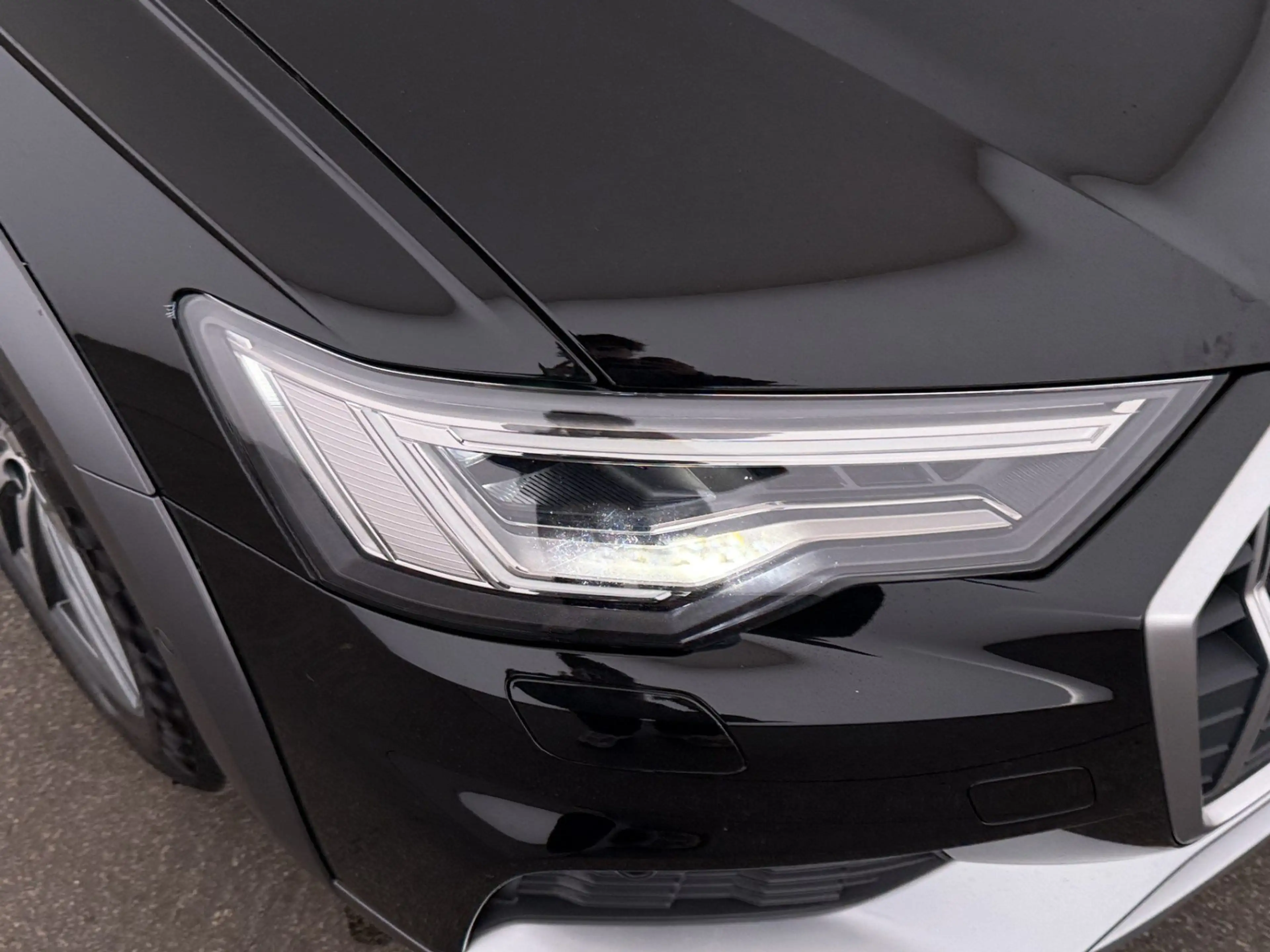 Audi A6 allroad quattro 40 TDI Aut MATRIX SKY AHK NAVI — photo 12
