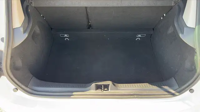 Renault Clio view 14