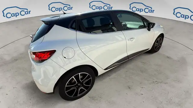 Renault Clio view 4
