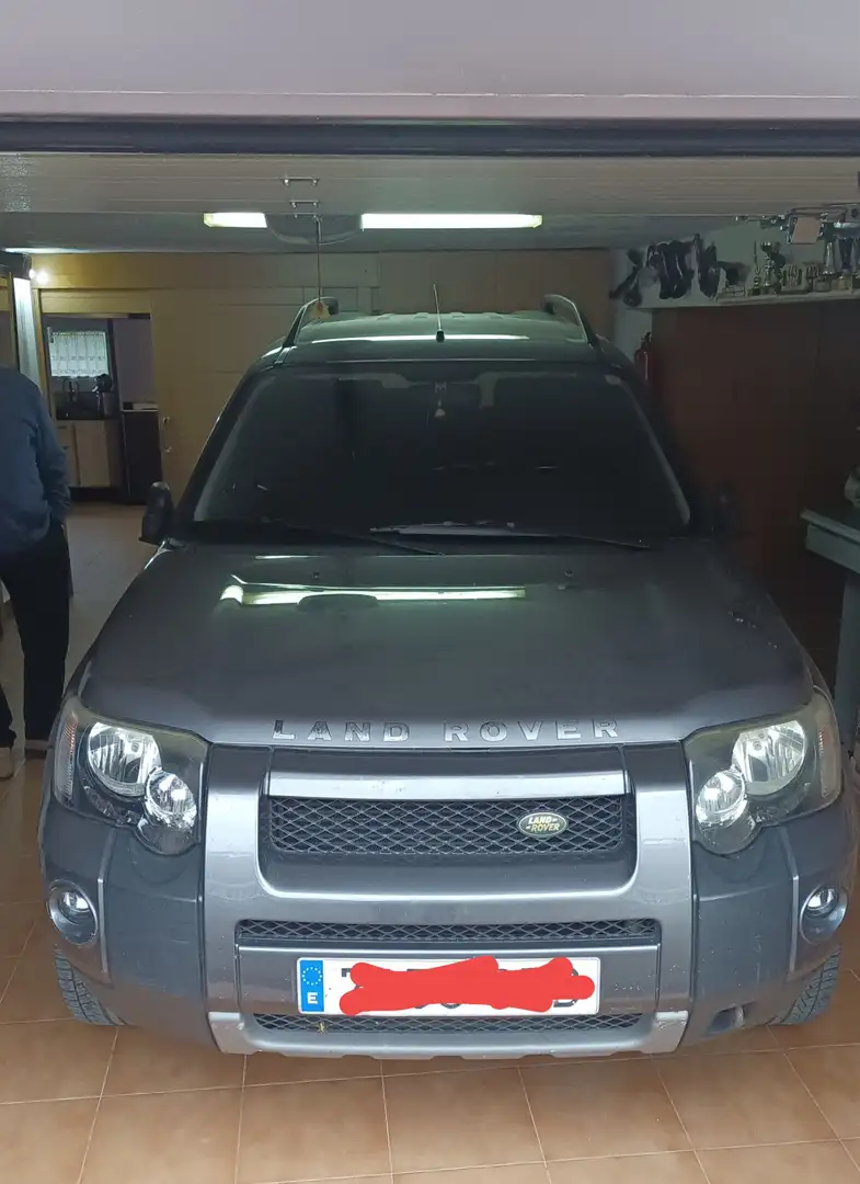 Land Rover Freelander 2.0Td4 Sport Gris - 1