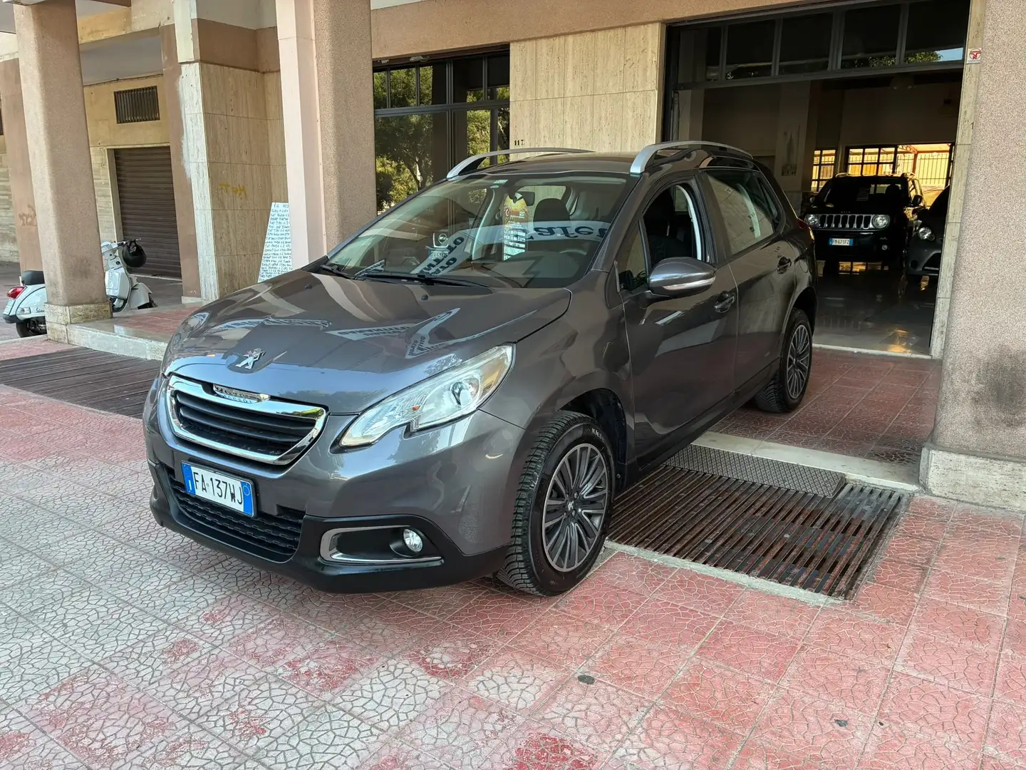 Peugeot 2008 2008 1.6 bluehdi Active 100cv Grigio - 2