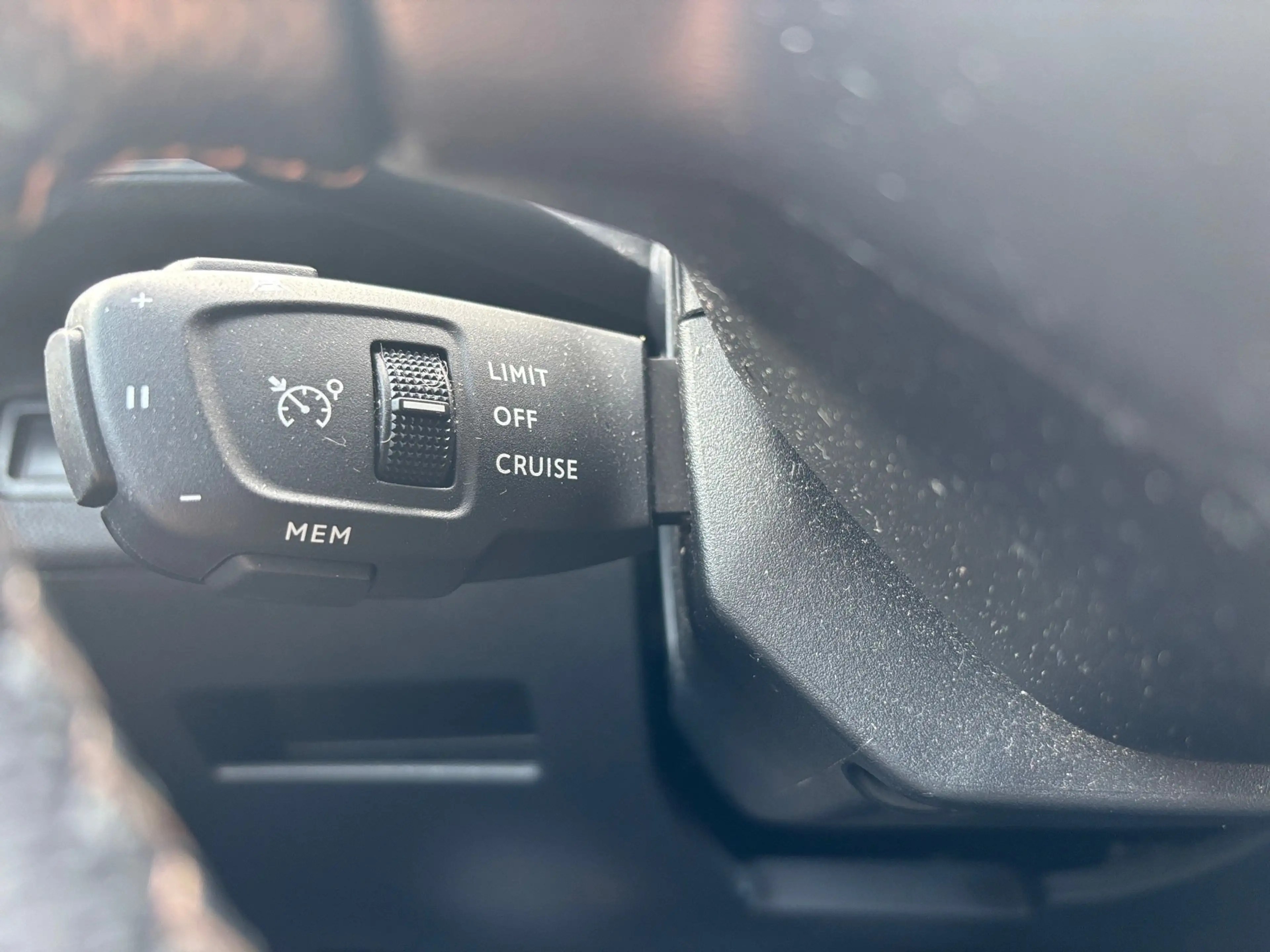Peugeot Others 3008 Hybrid 225 (Plug-In) e-EAT8 GT ACC AHK Navi — photo 7