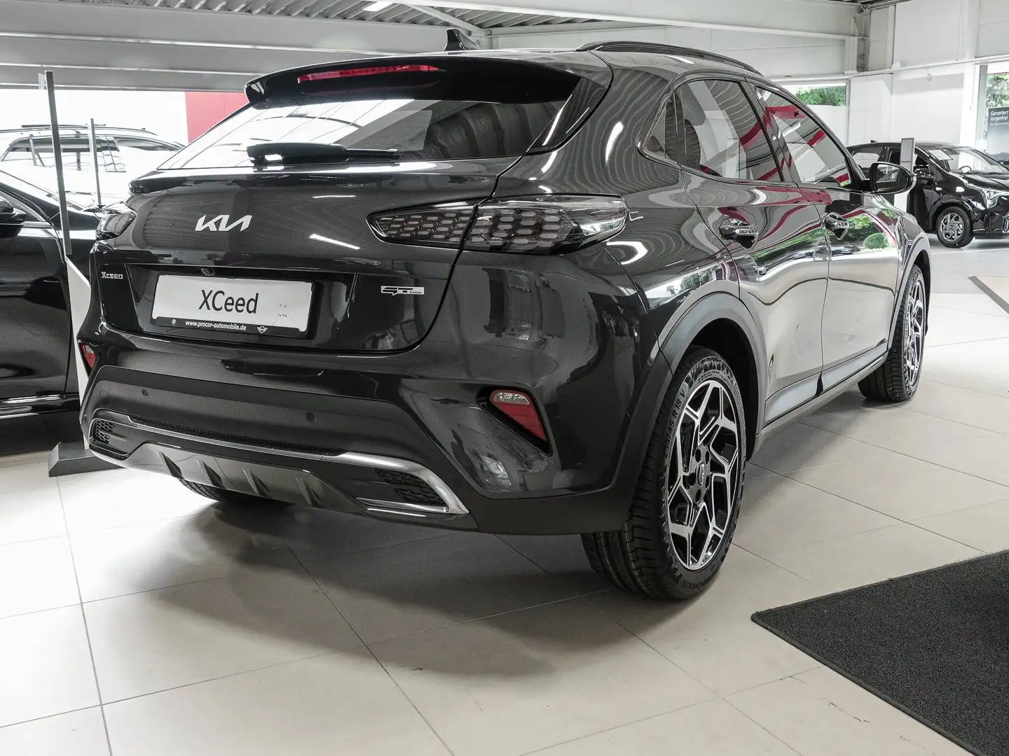 Kia XCeed 1.5 DCT7 GT-Line Leder, Navi, Kamera Grau - 2