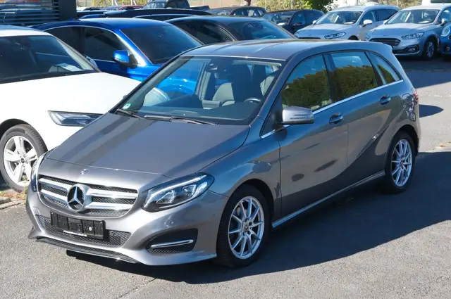 Mercedes-Benz B 200 Urban Autom.*AHK*LED*NAVI*SHZ*PDC*ALLWETTE