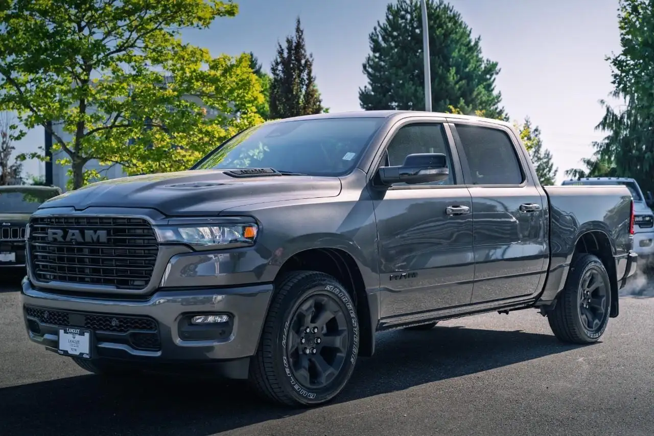 RAM 1500 снимка RAM 1500