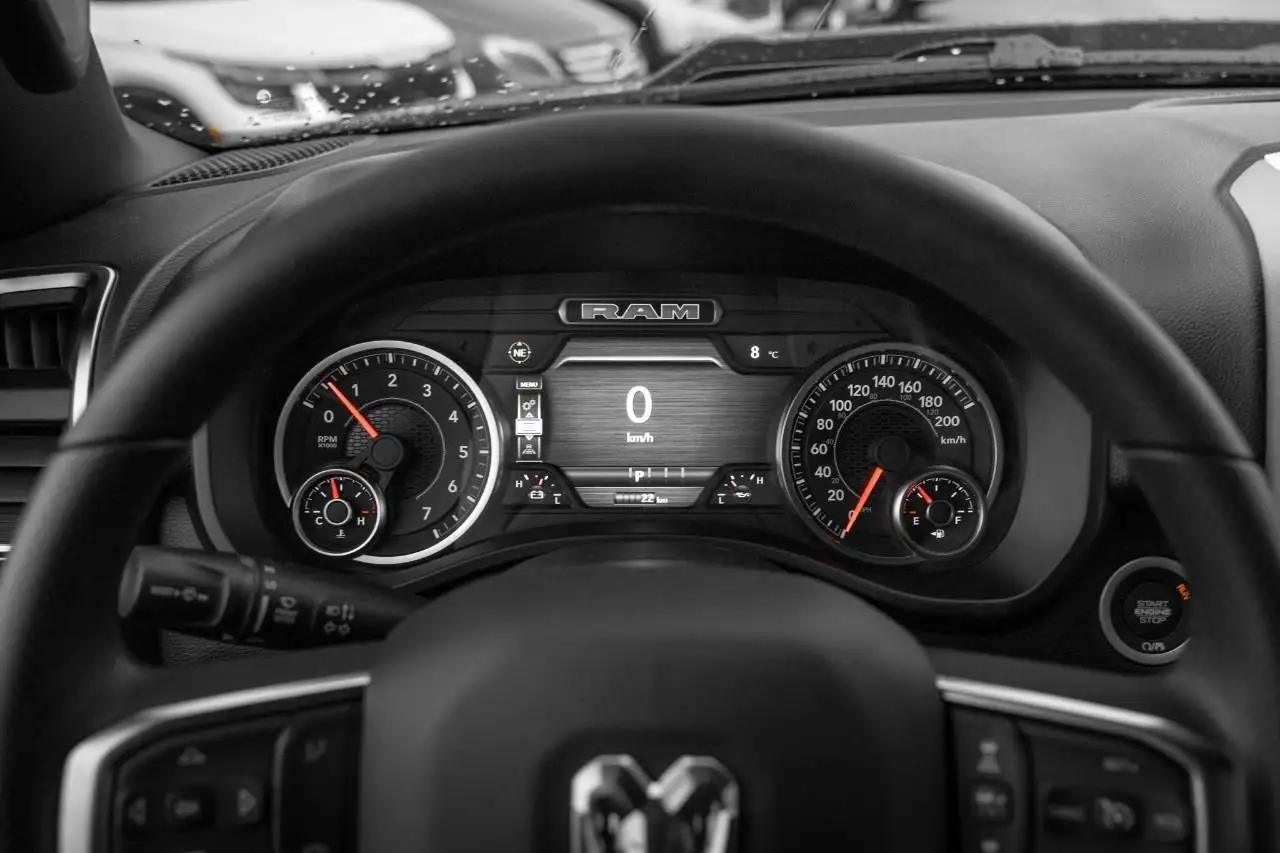 RAM 1500 снимка RAM 1500
