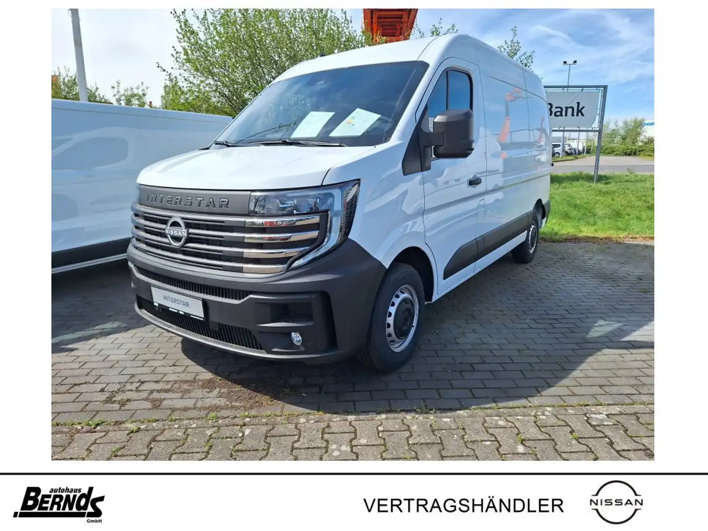Nissan L2H2 3,5 dCi 150 FWD N-Connecta AHK LRB Blanco - 1