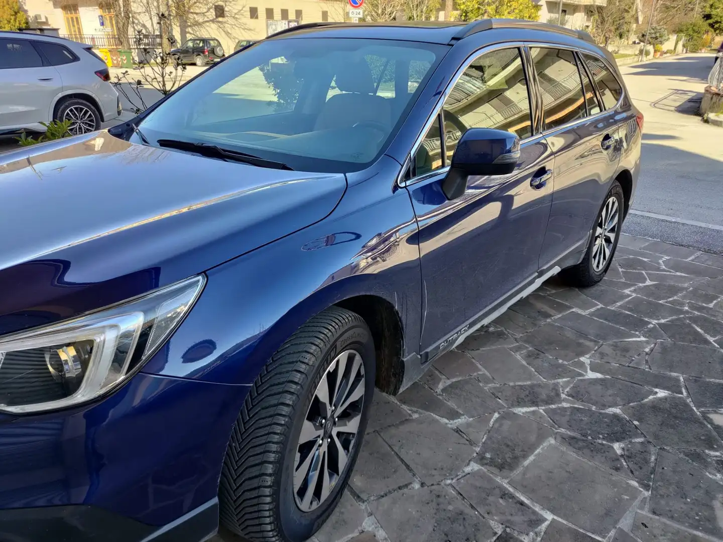 Subaru OUTBACK Outback 2.0d Unlimited lineartronic Bleu - 1