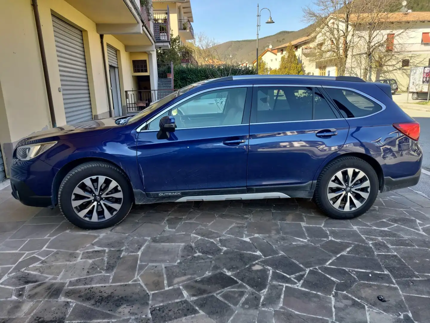 Subaru OUTBACK Outback 2.0d Unlimited lineartronic Bleu - 2
