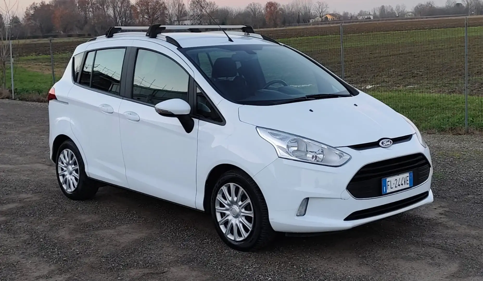 Ford B-Max B-Max 1.5 tdci Titanium 75cv E6 Blanc - 1