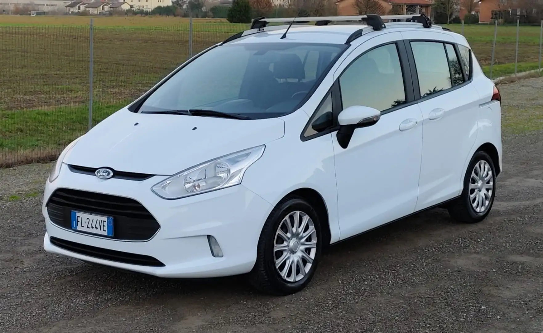 Ford B-Max B-Max 1.5 tdci Titanium 75cv E6 Blanc - 2