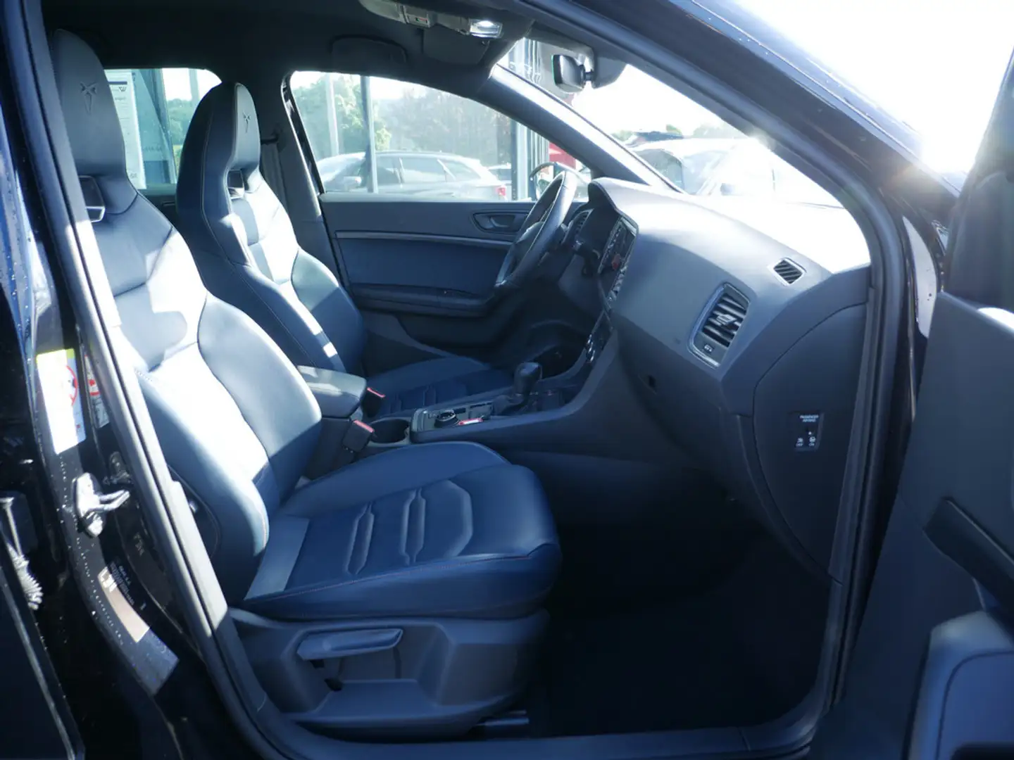 CUPRA Ateca 2.0 TSI 4Drive AHK BREMBO BEATS COPPER Schwarz - 2