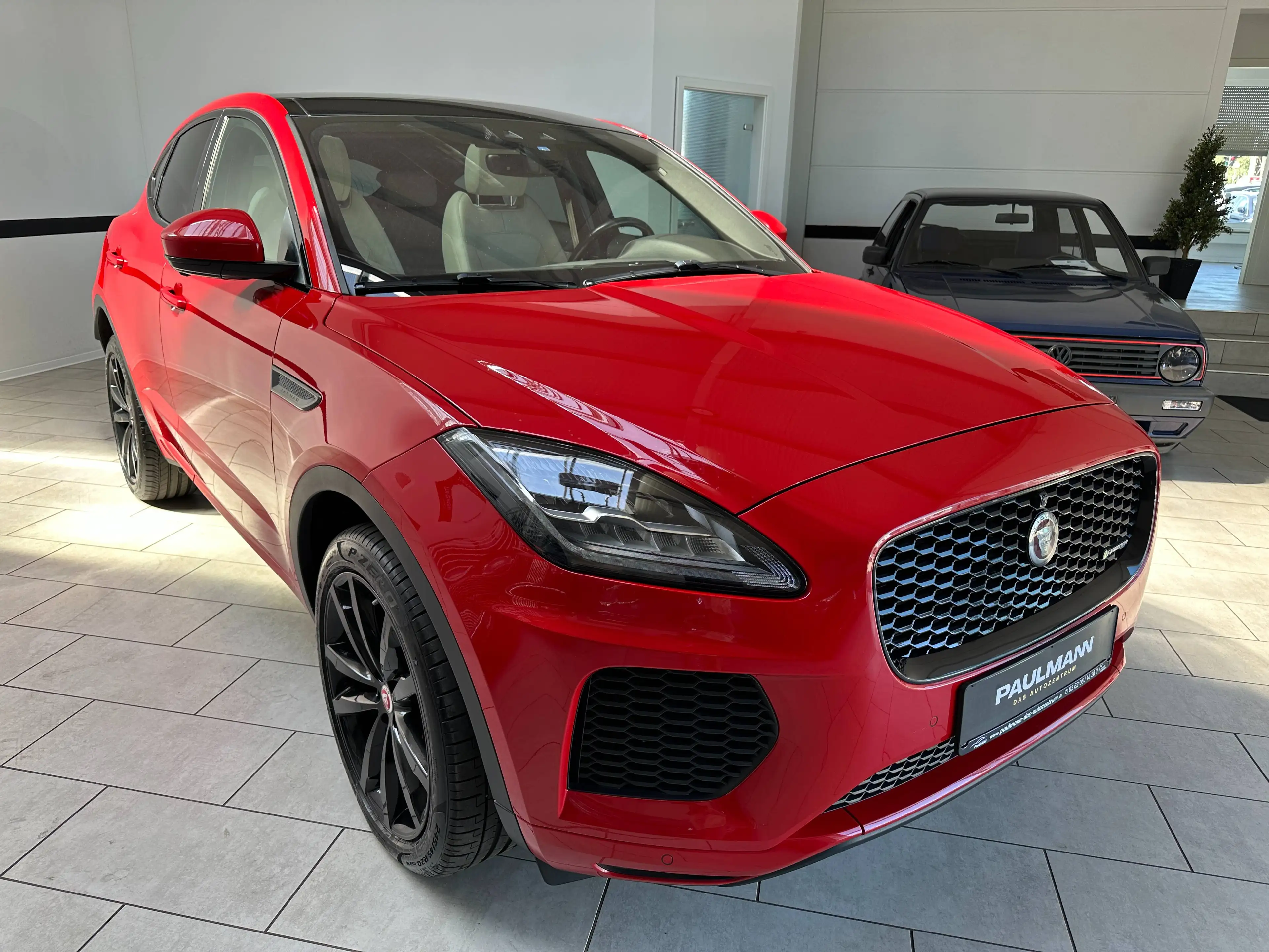 Jaguar E-Pace E-Pace D180 AWD R-Dynamic S Navi*Leder*LED*Panorama*PDC — photo 3