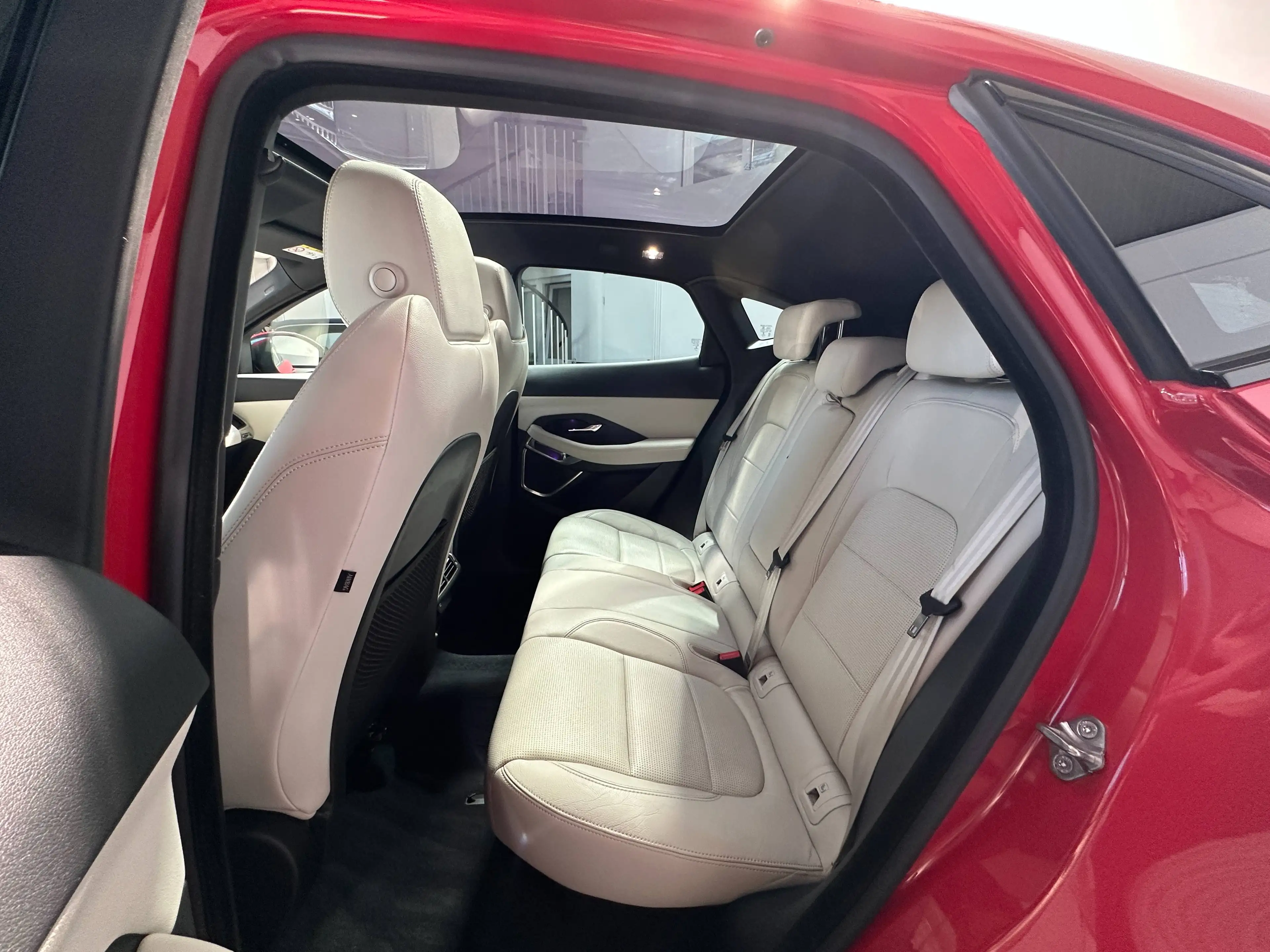 Jaguar E-Pace E-Pace D180 AWD R-Dynamic S Navi*Leder*LED*Panorama*PDC — photo 9