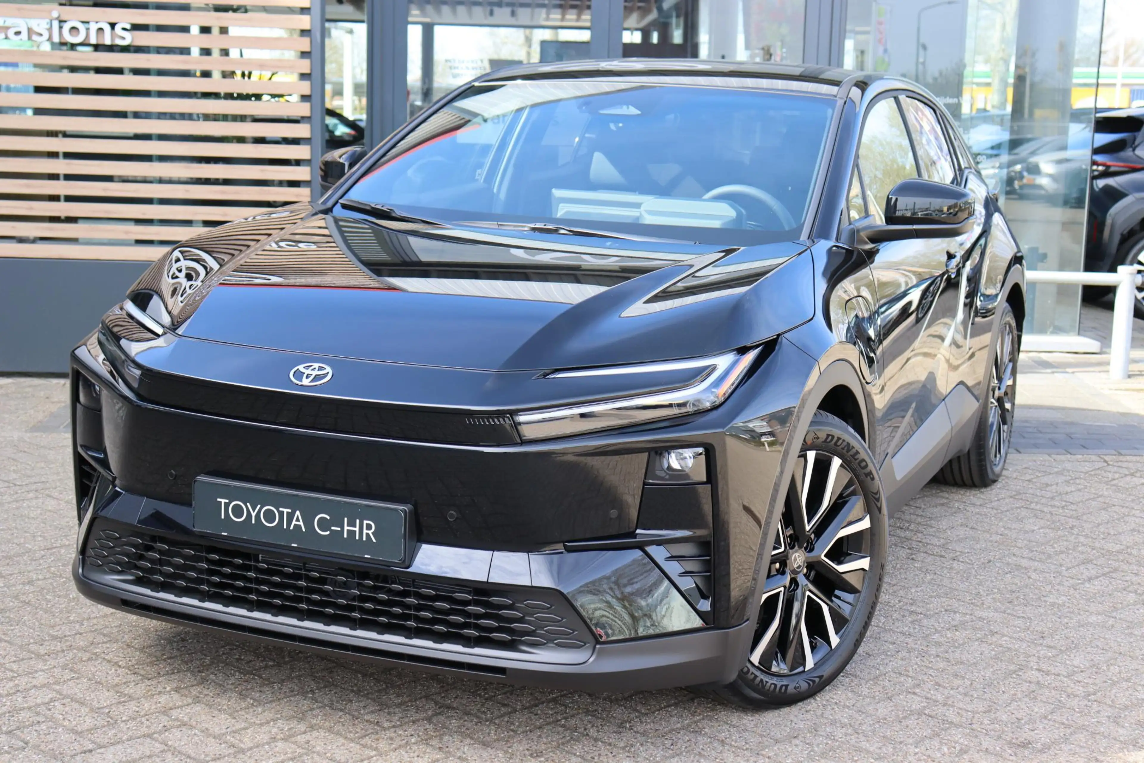 Toyota C-HR+ First Edition 77 kWh , Nieuw en direct leverbaar m — photo 6