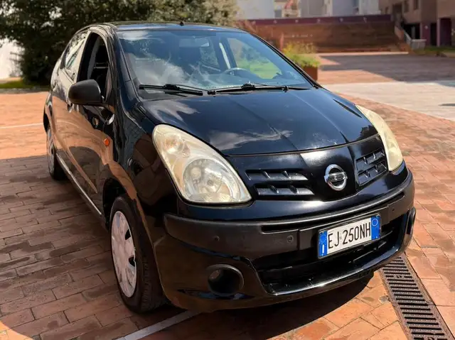 Nissan Pixo