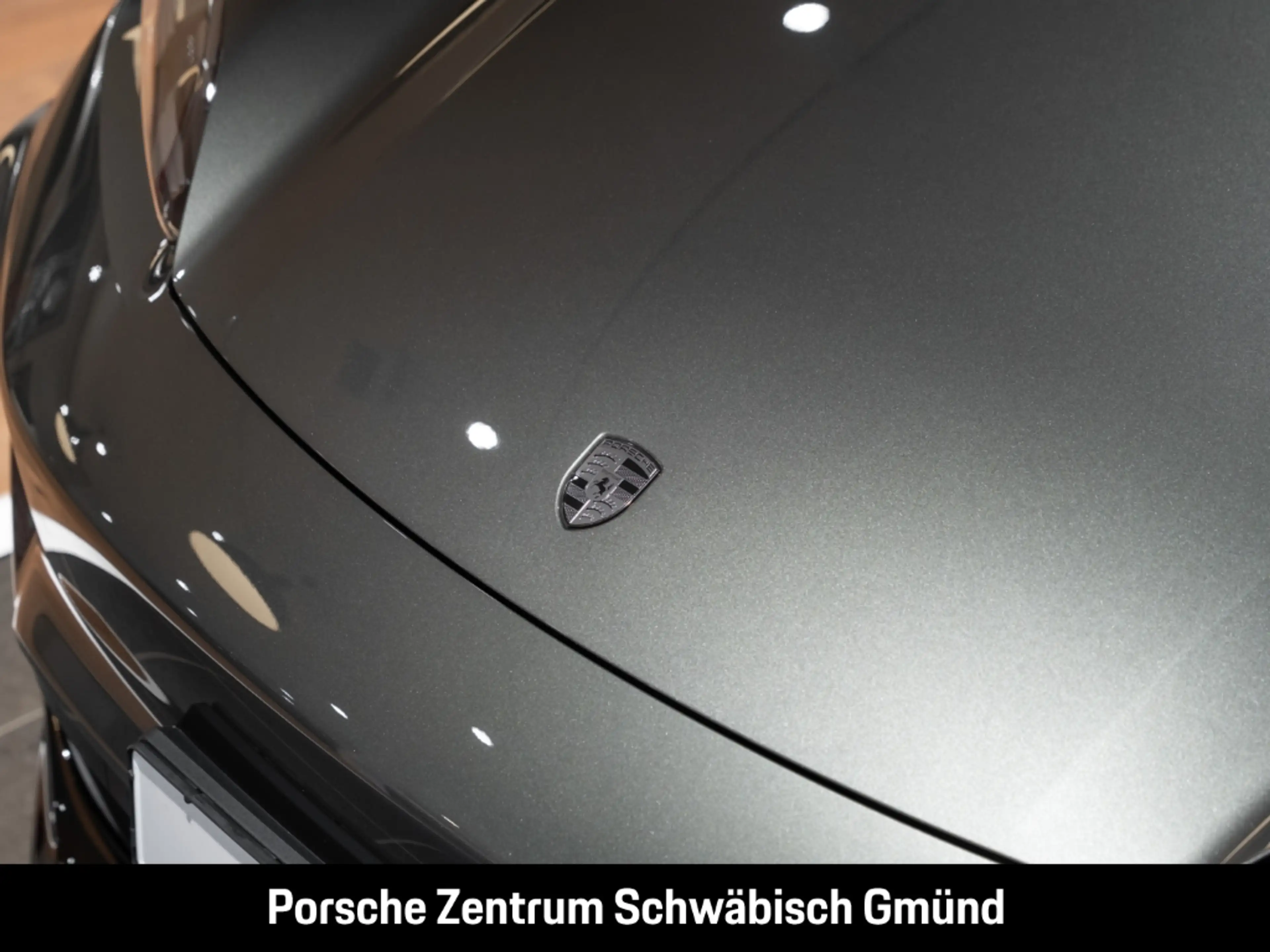 Porsche Macan Turbo HA-Lenkung Head-Up Surround-View 22'' — photo 11