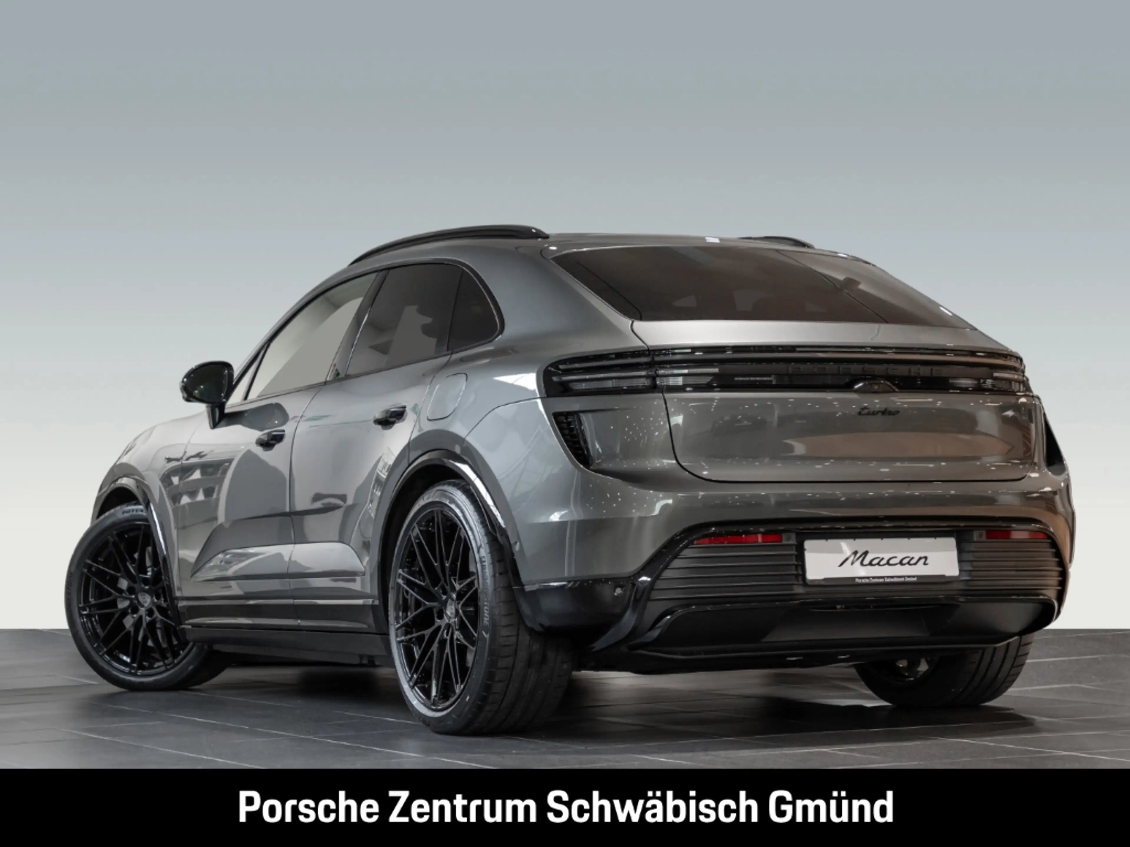 Porsche Macan Turbo HA-Lenkung Head-Up Surround-View 22'' — photo 3