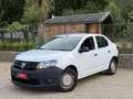Dacia Logan Logan 1.4 Laureate / BLUETOOTH / ATTACHE REMORQUE Blanc - thumbnail 1