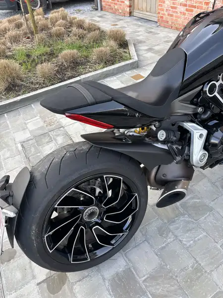 Ducati XDiavel - foto 2
