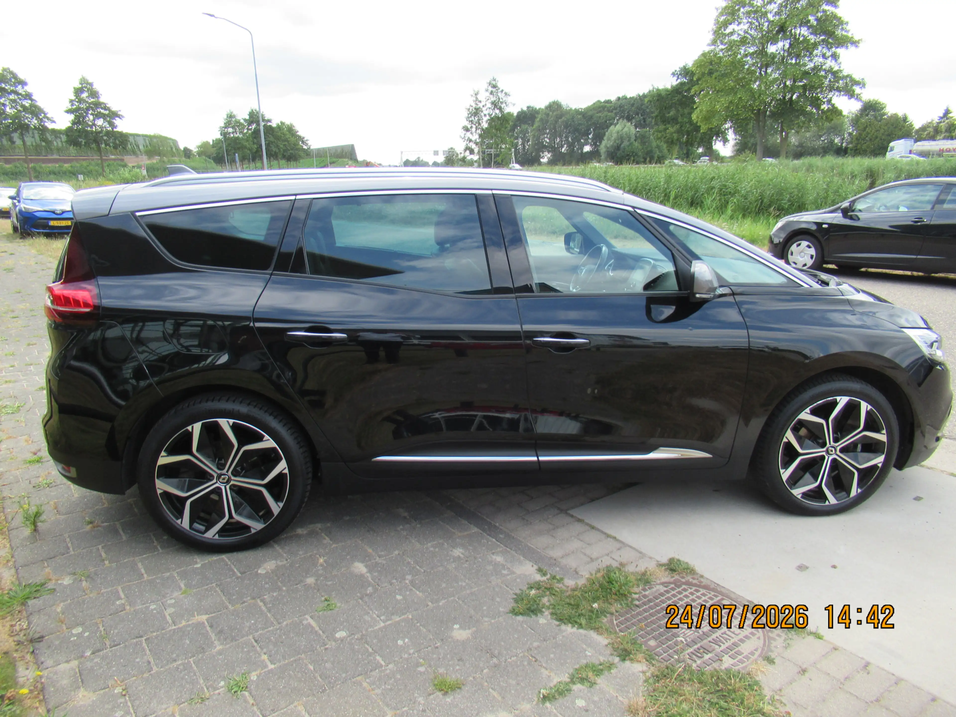 Renault Grand Scenic 1.3 TCe 140pk Automaat/ Techno/ Camera/ 7 personen — photo 22