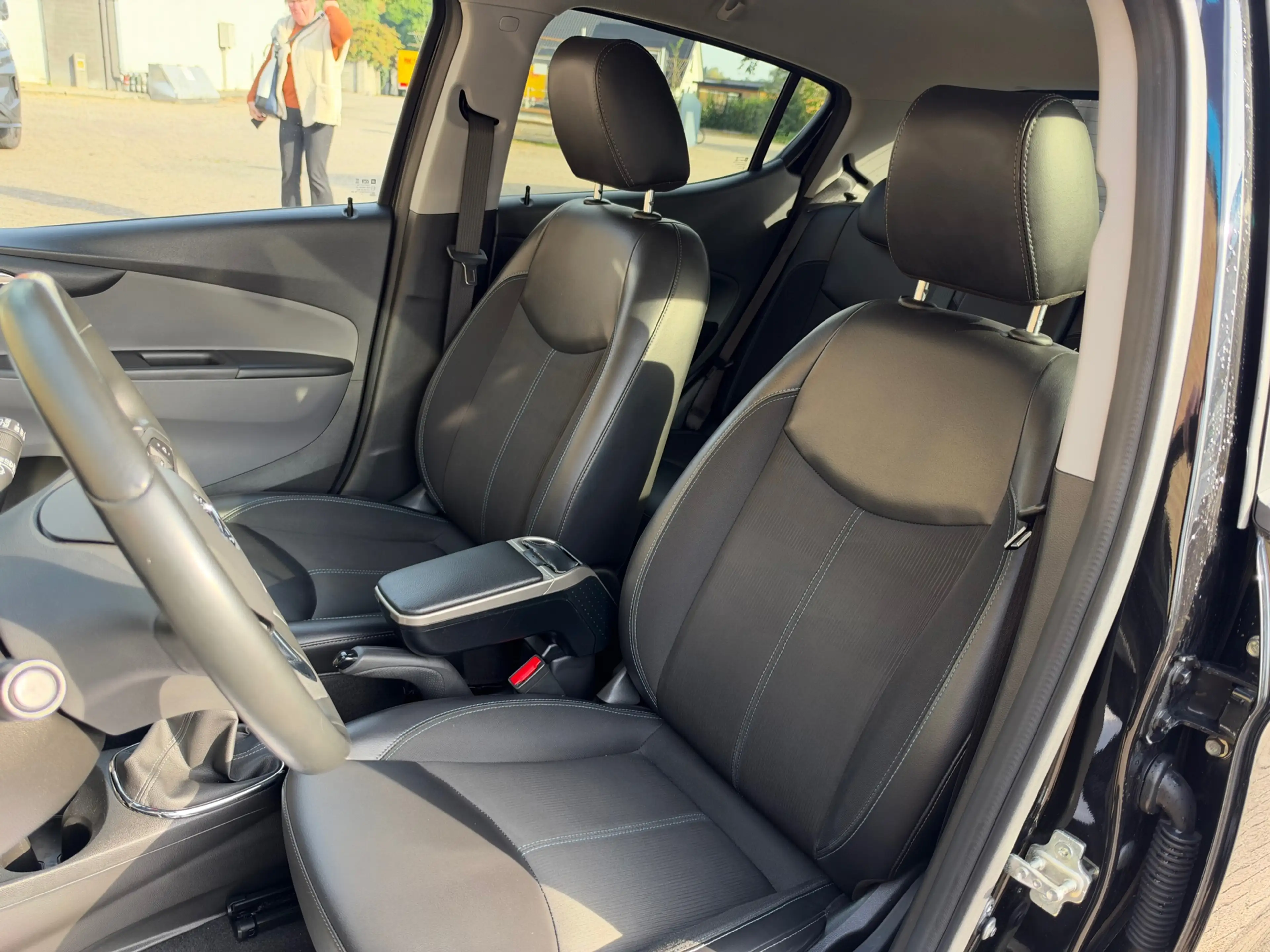 Opel Karl 1.0 ecoFLEX Innovation — photo 12