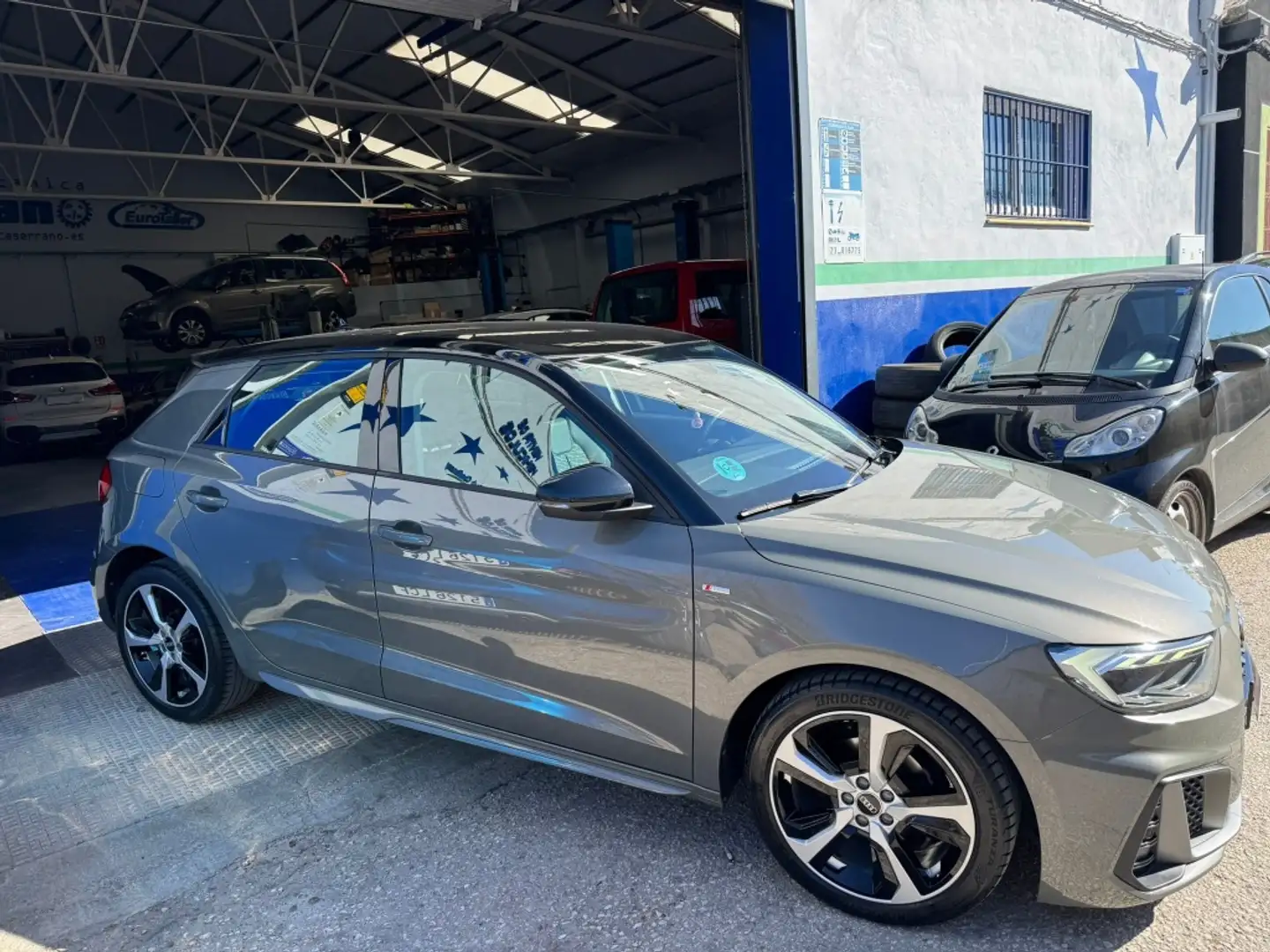 Audi A1 Sportback 30 TFSI S line S tronic Gris - 1