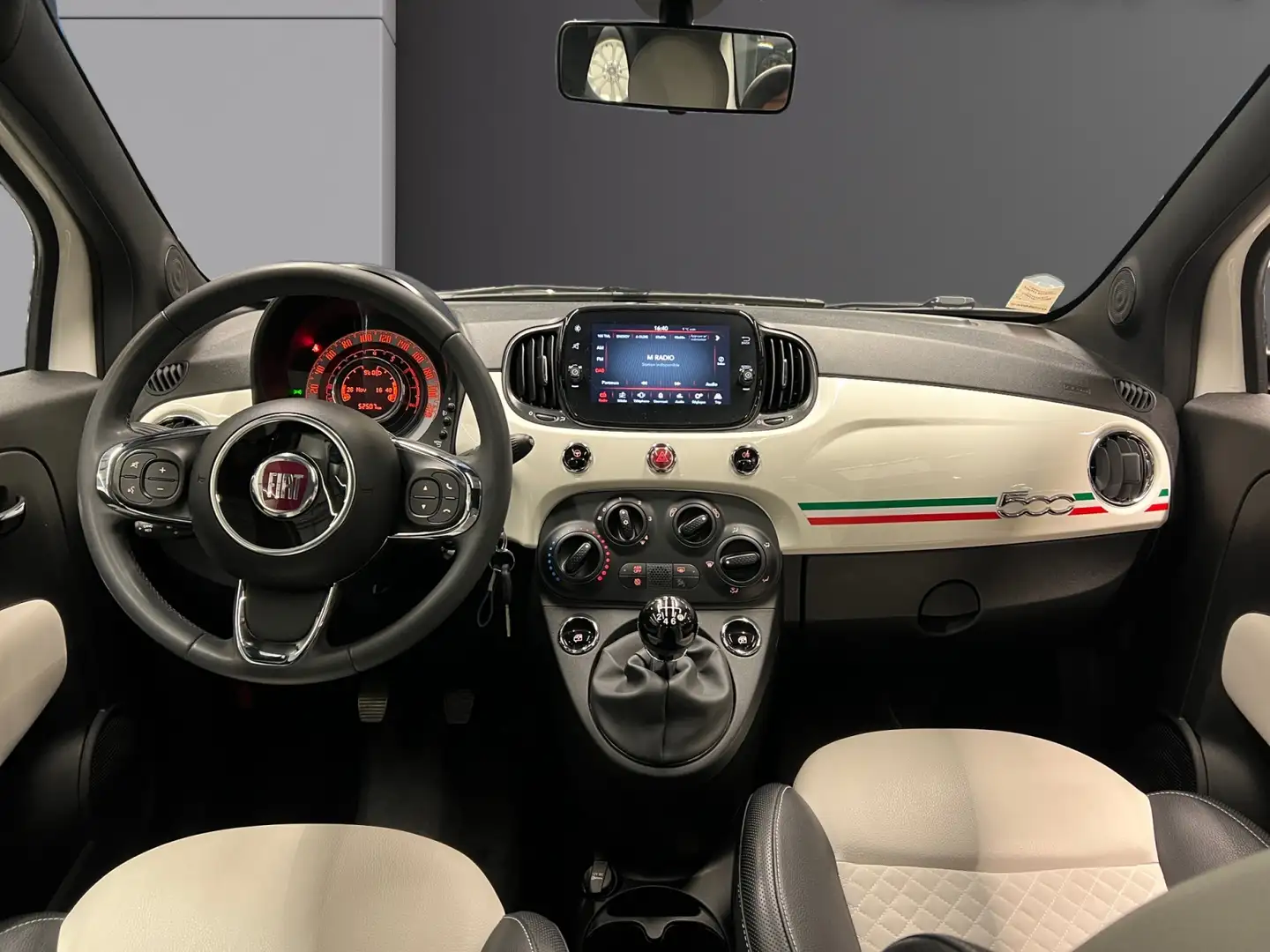 Fiat 500 500 1.0 70 ch Hybride BSG S/S Hybrid Launch Edition Wit - 2
