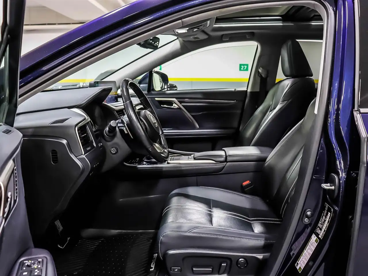Lexus RX photo Lexus RX