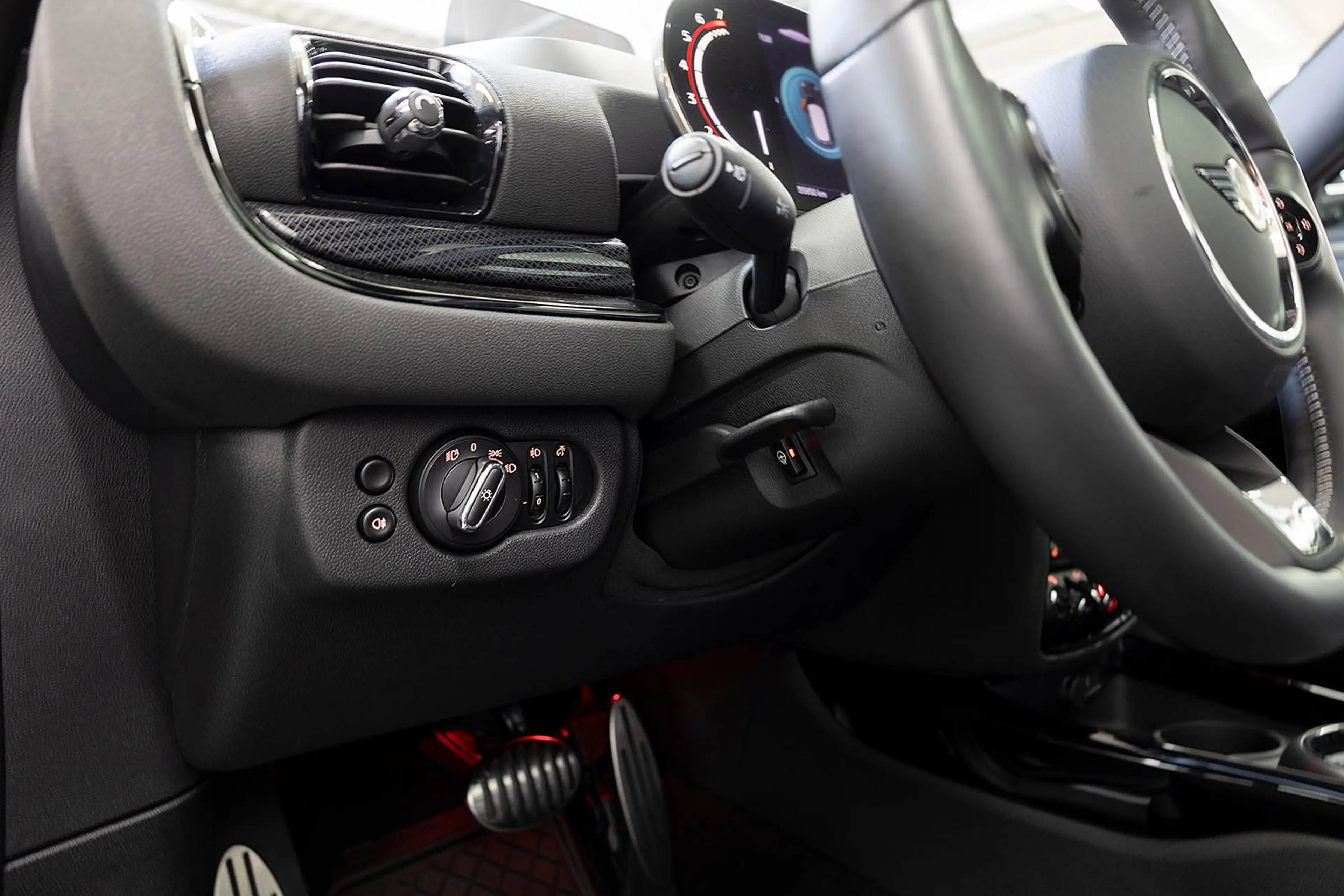 MINI John Cooper Works Clubman JCW All4 TRIM SAG LED NAV HUD DA ACC PANO LHZ SHZ KAM KEY DAB18" — photo 9
